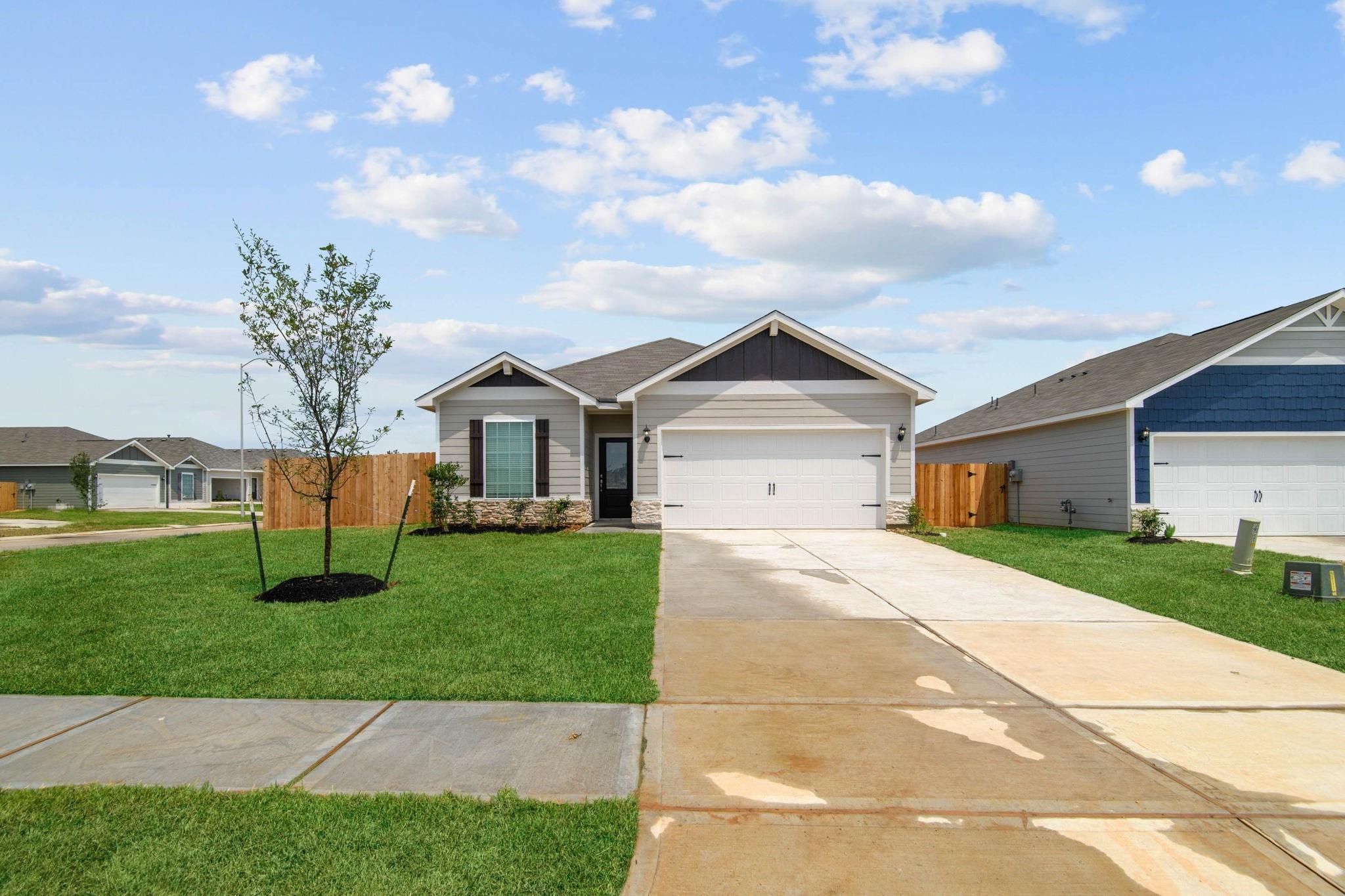 517 Navy Clouds Drive — photo