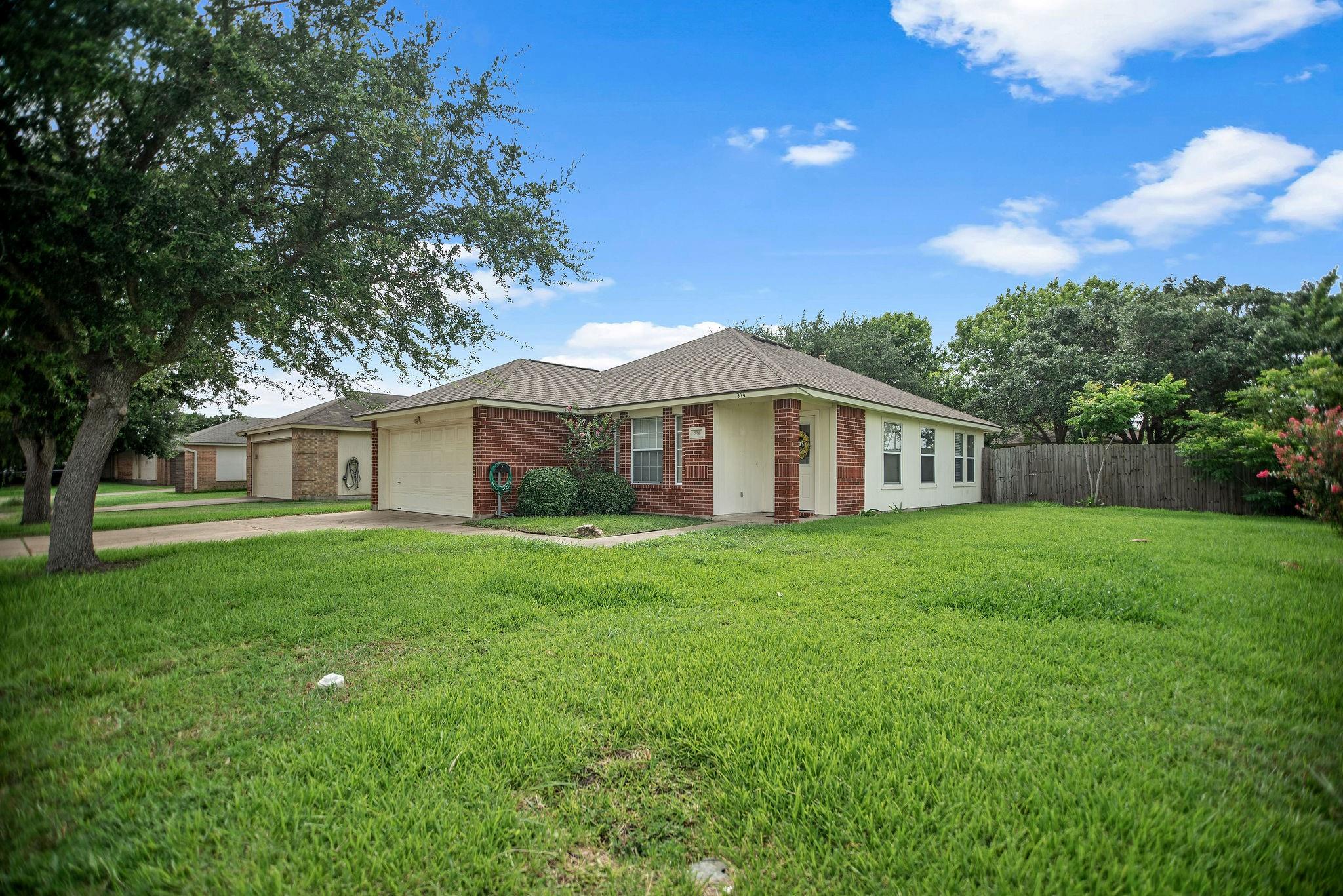 314 Rouen Drive, Port Lavaca, TX 77979 — photo 3