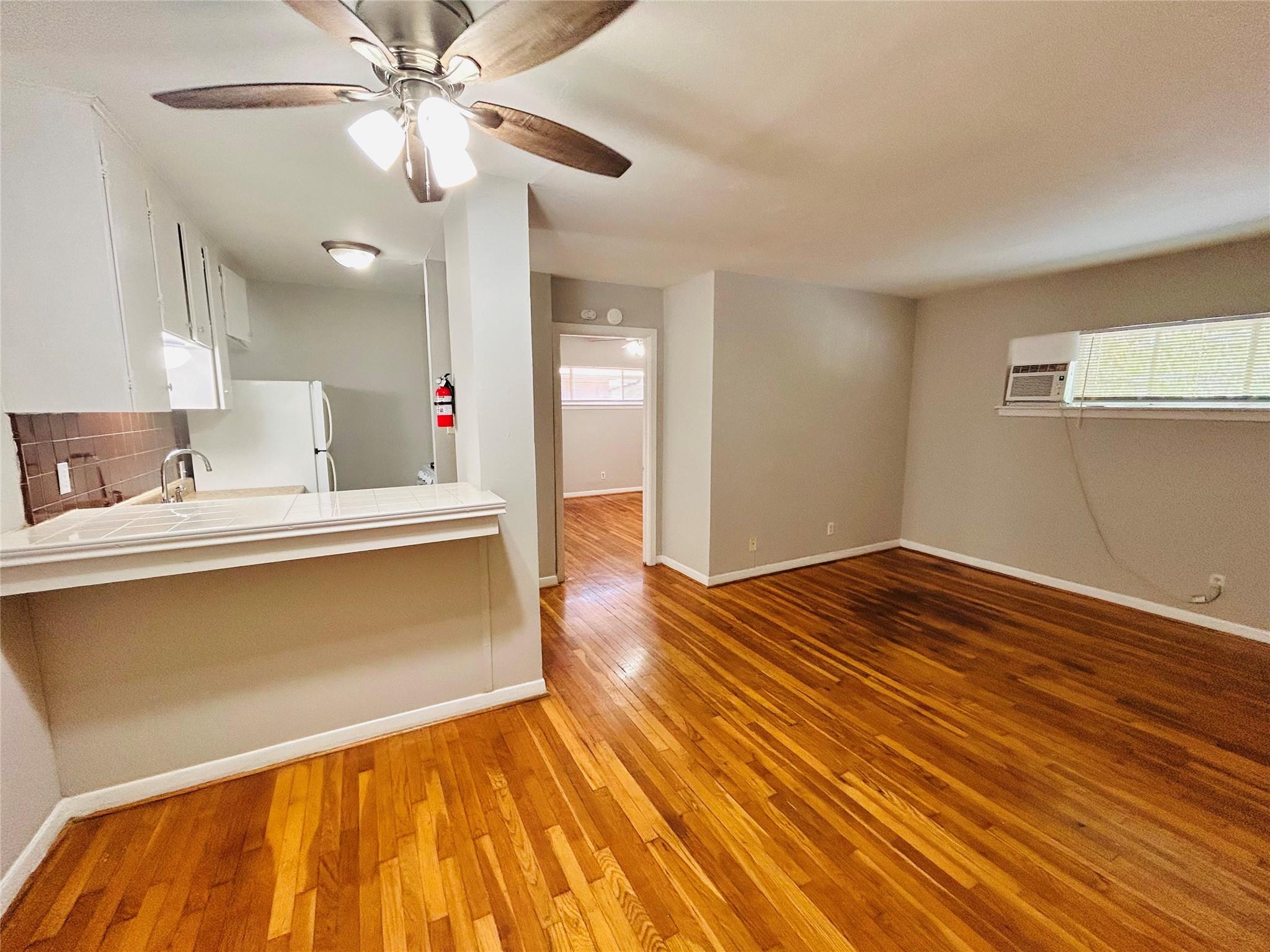 8803 Timberside #13 — photo