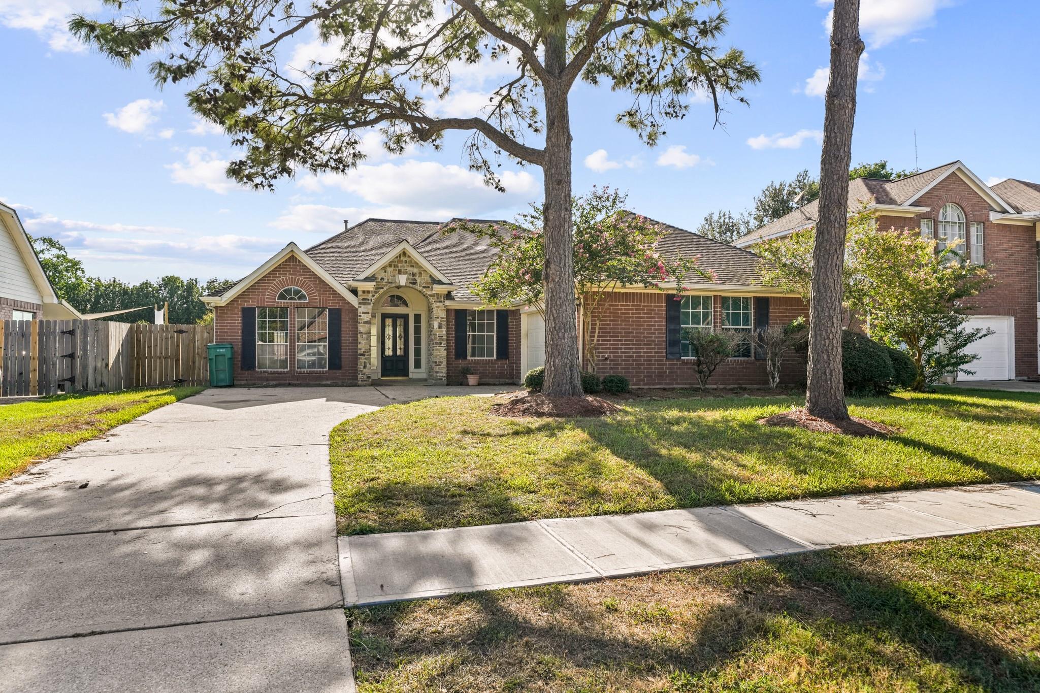 2309 Lord Nelson Drive — photo