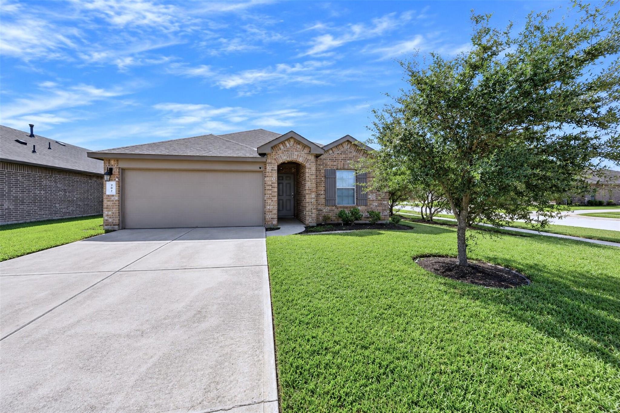 702 Green Clover Lane — photo