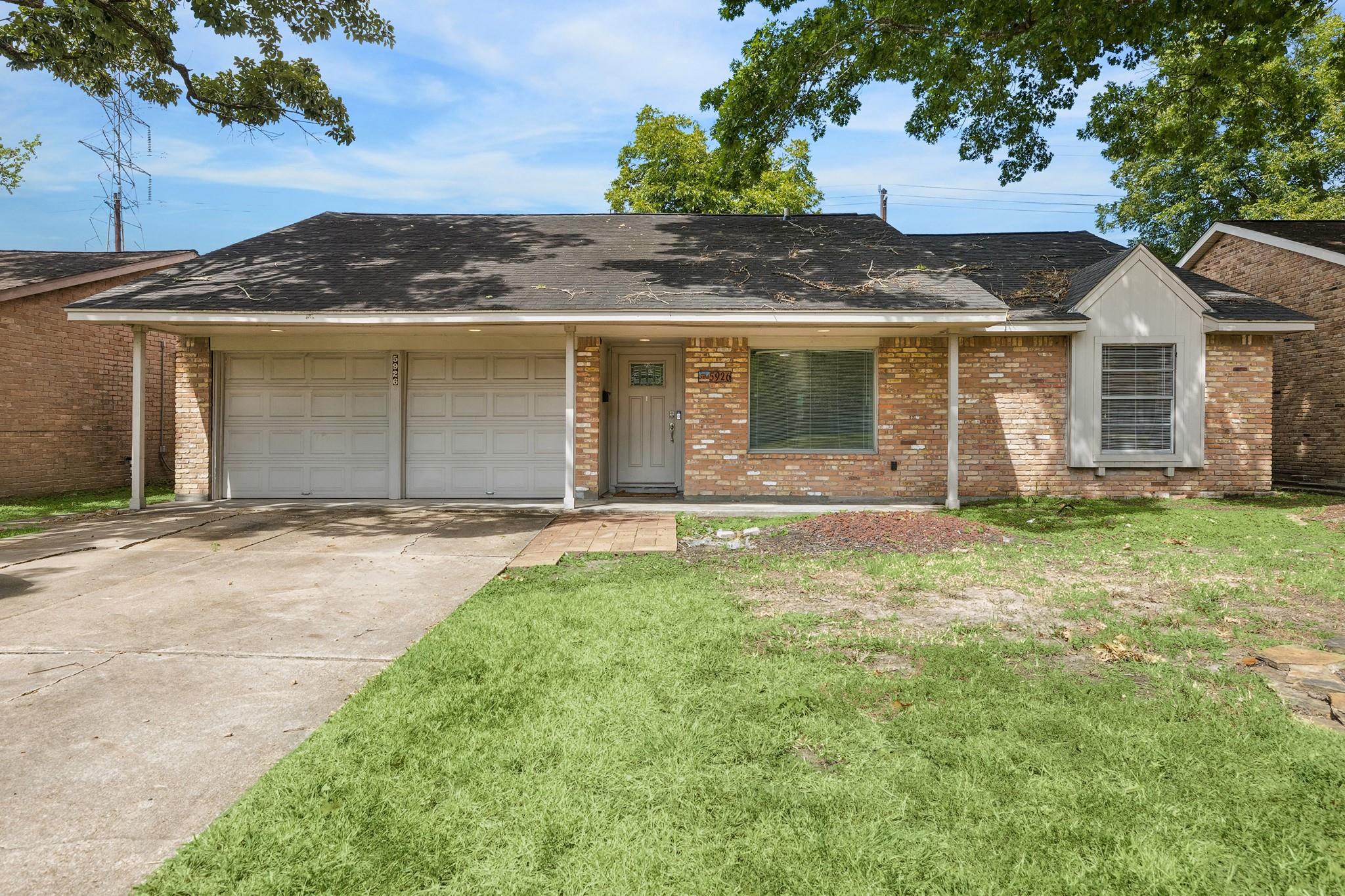 5926 Willowbend Boulevard — photo