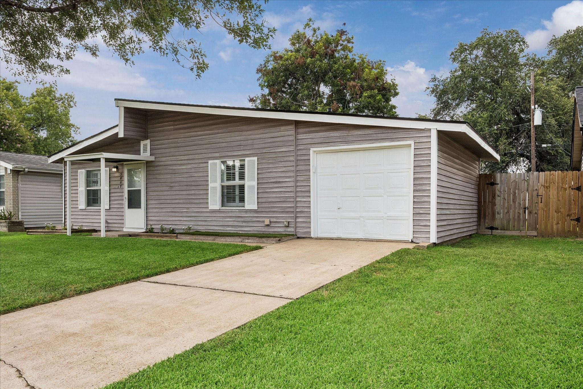 3807 Ramsey Drive — photo