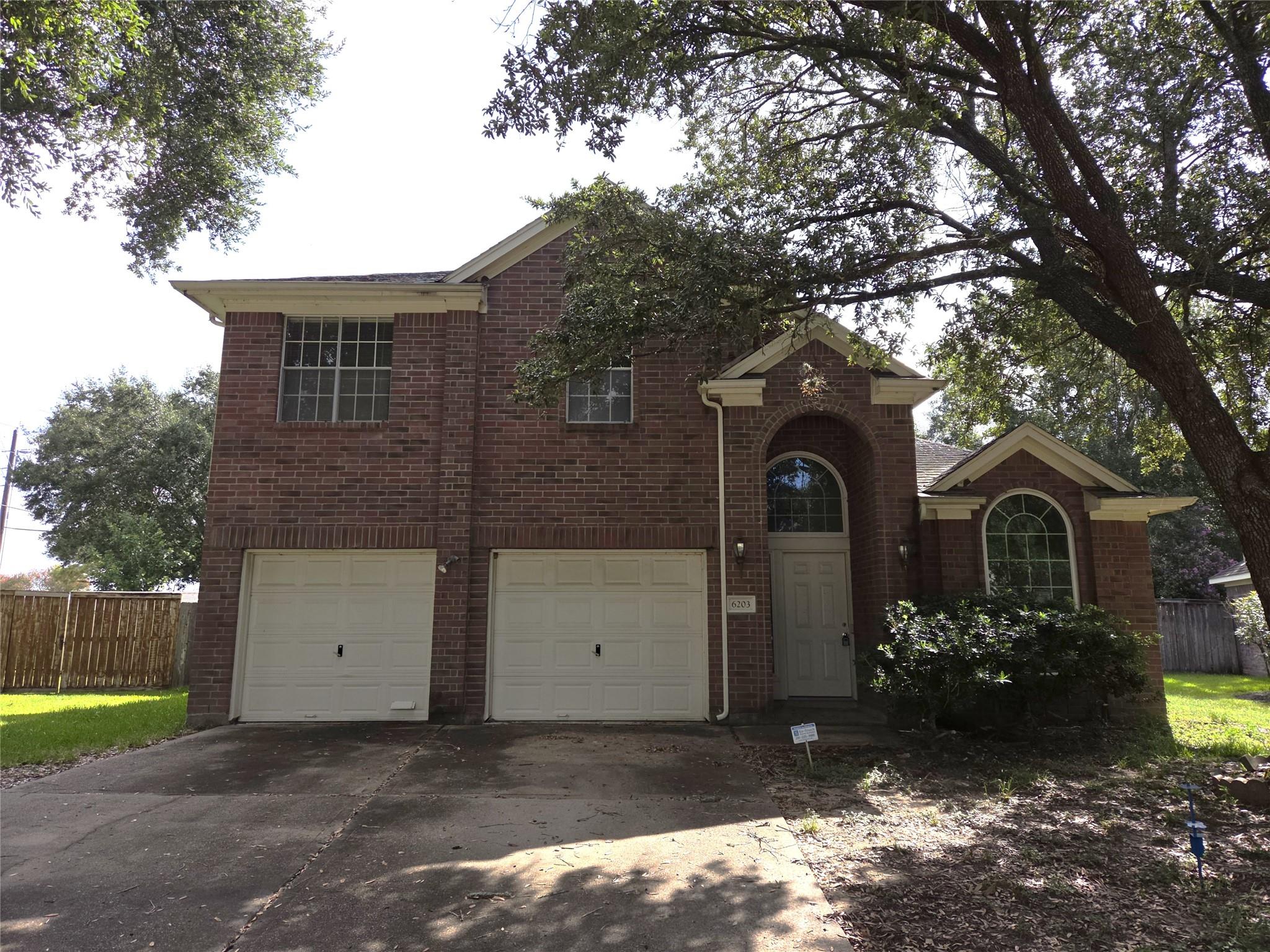 6203 Faulkner Ridge Drive — photo