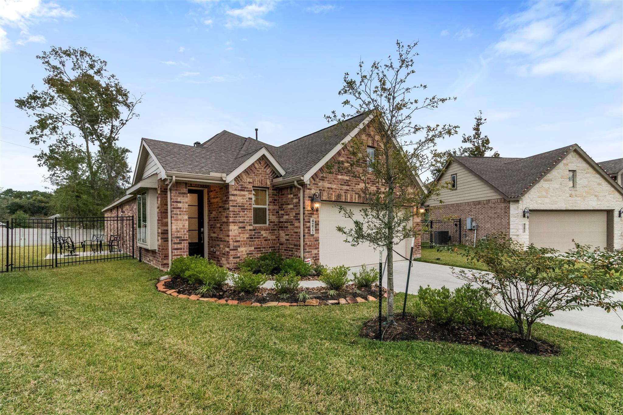4277 Waterlily Spring Way — photo