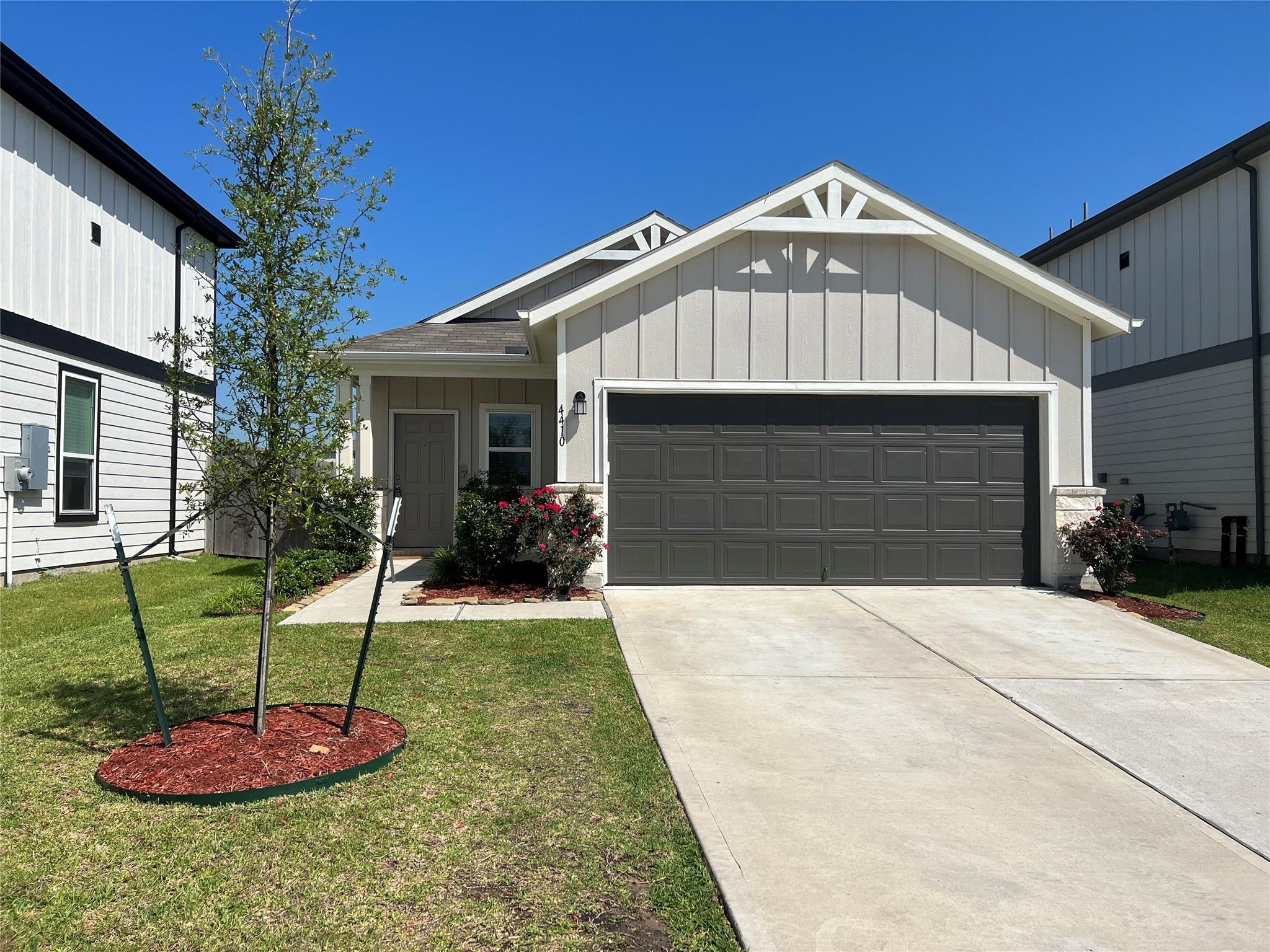 4410 Rushing Ridge Court, Houston, TX 77069