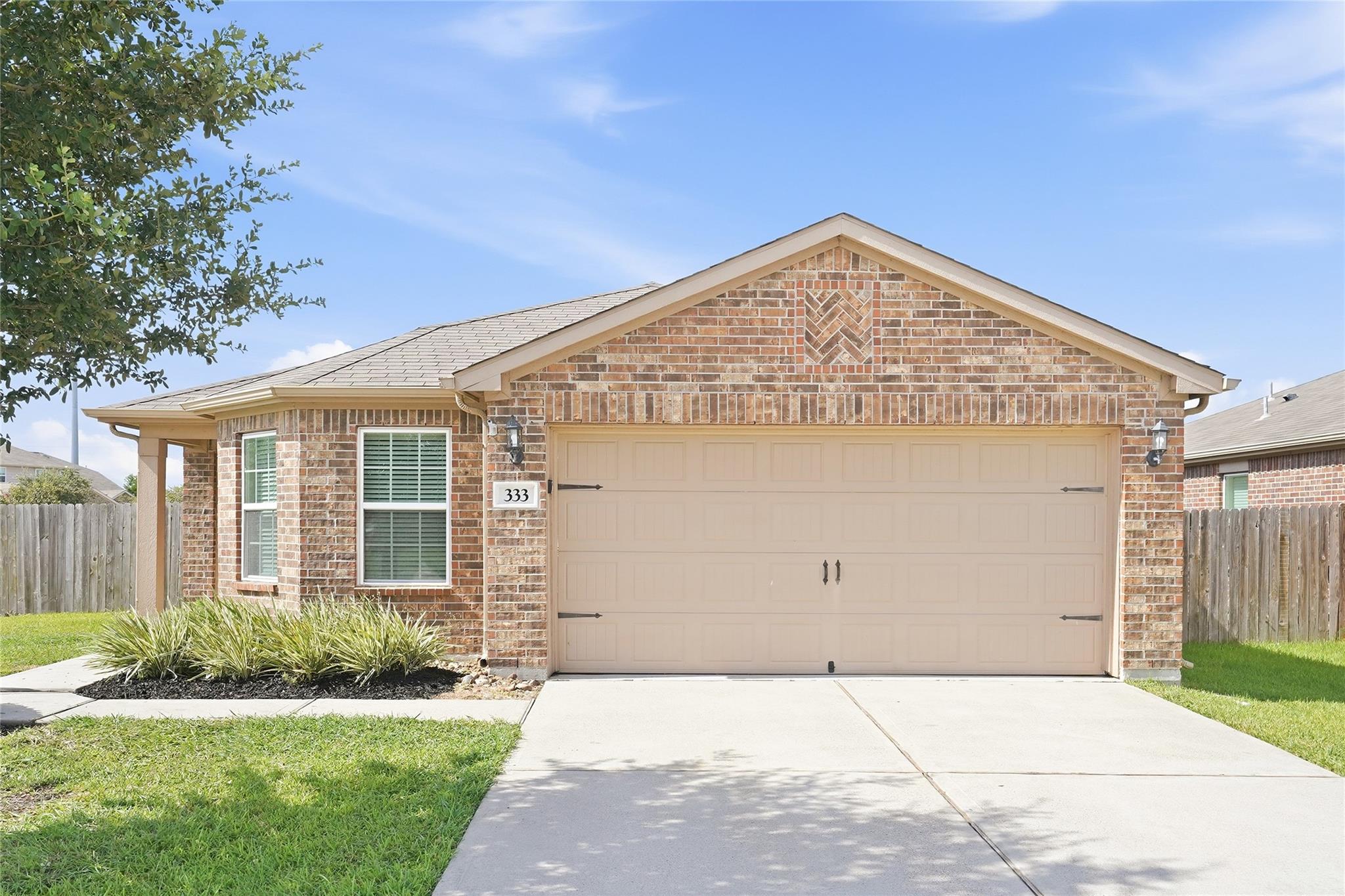 333 Summer Horse Drive — photo