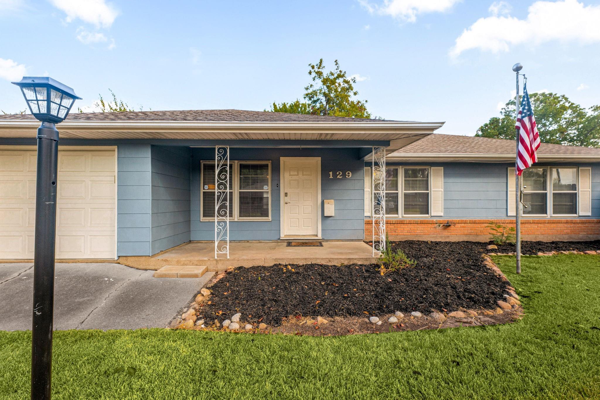 129 E 5th Street, Deer Park, TX 77536 — photo 3