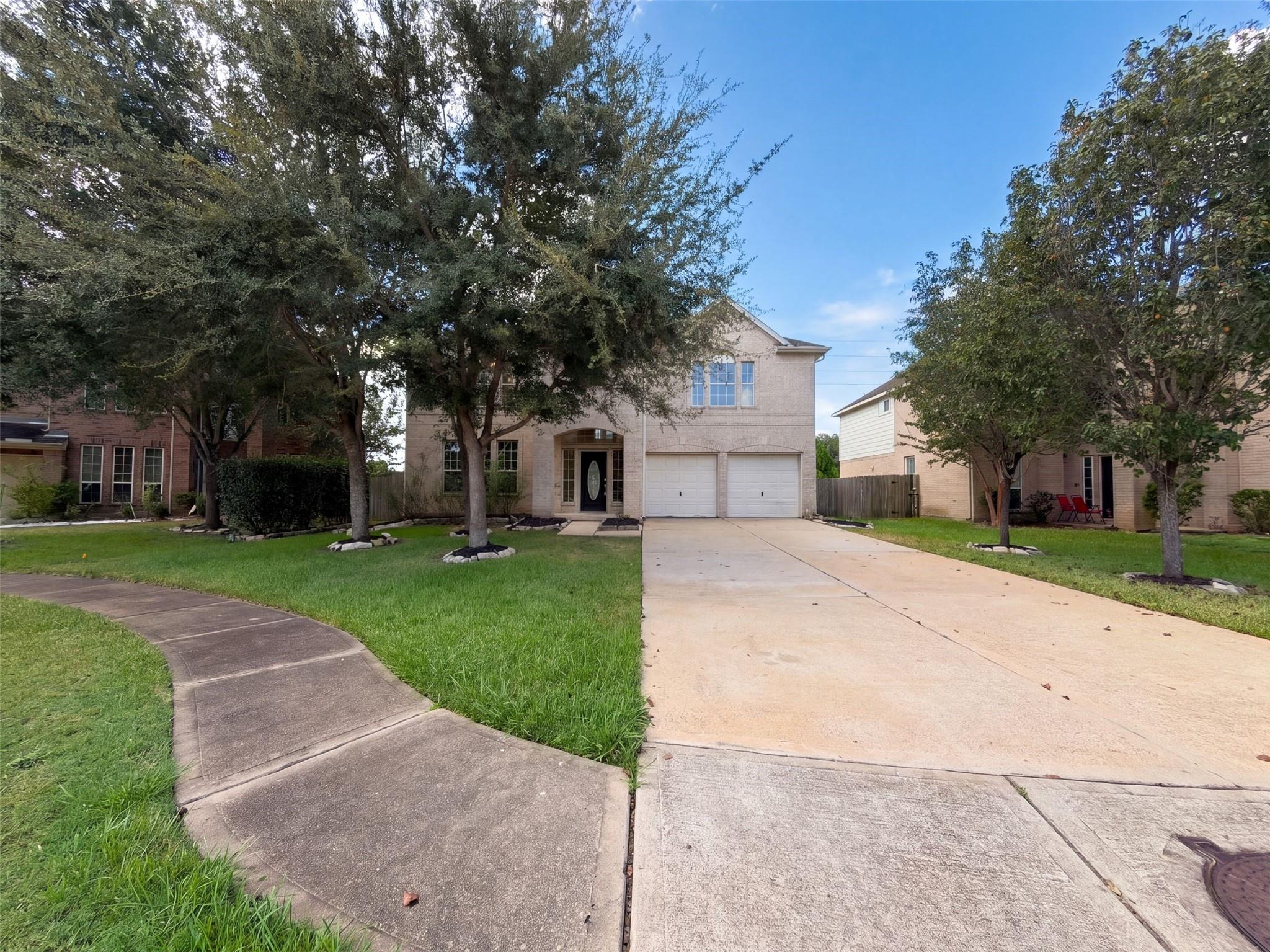 7618 Crescent Lake Court — photo