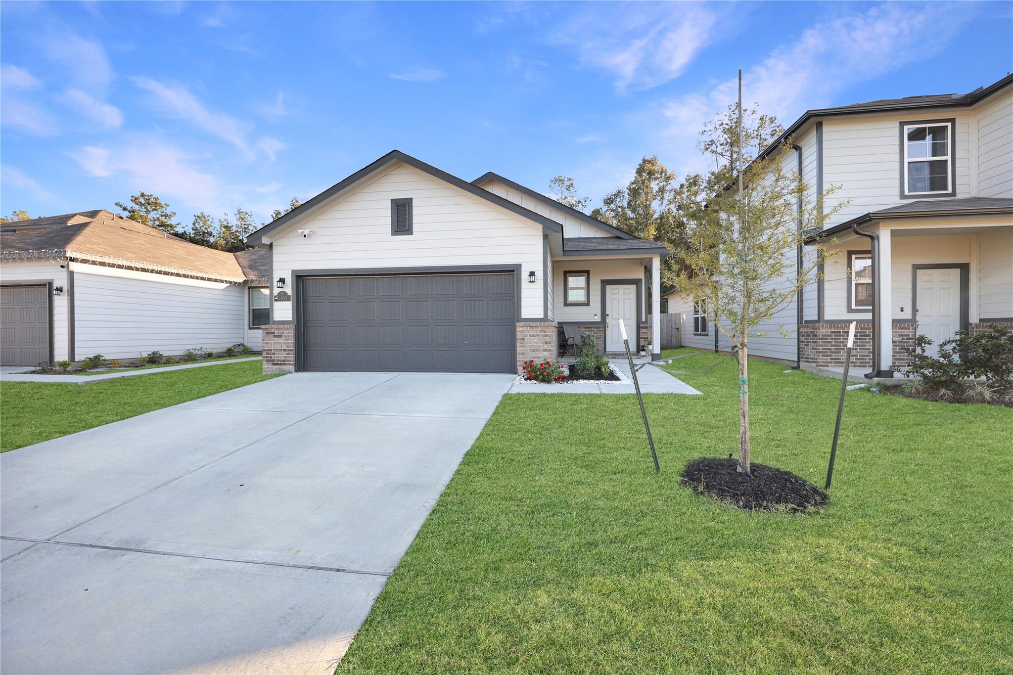 16858 Pandora Way — photo