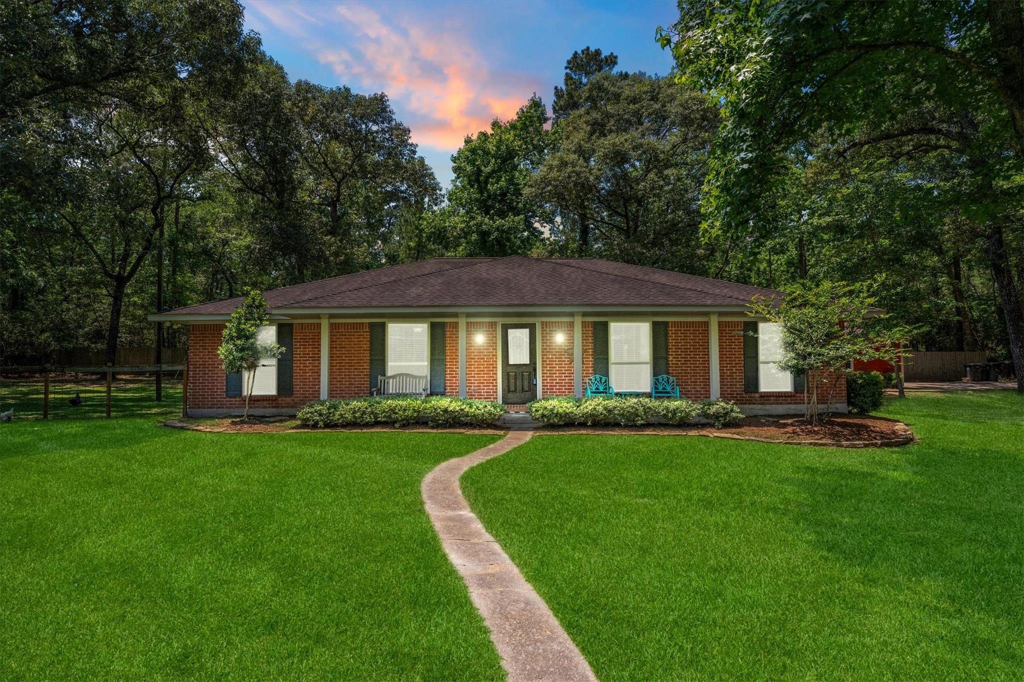 17011 Wagon Wheel Road — photo