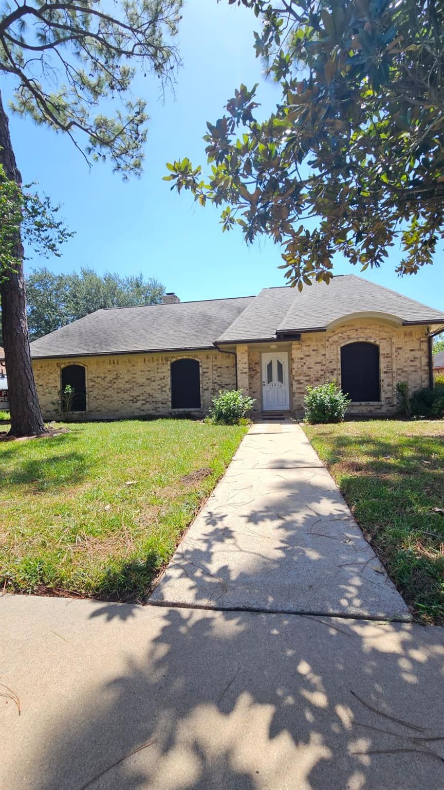 14819 Knightsway Drive — photo