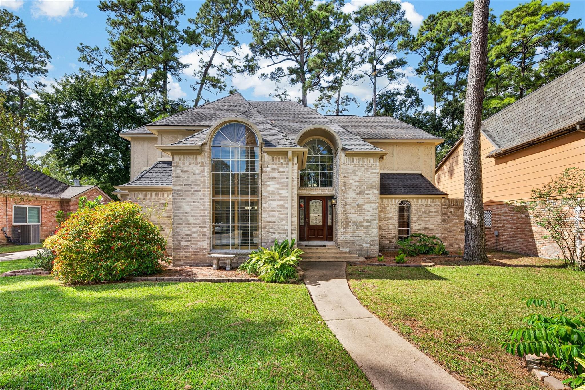 6206 Willow Pine Drive — photo