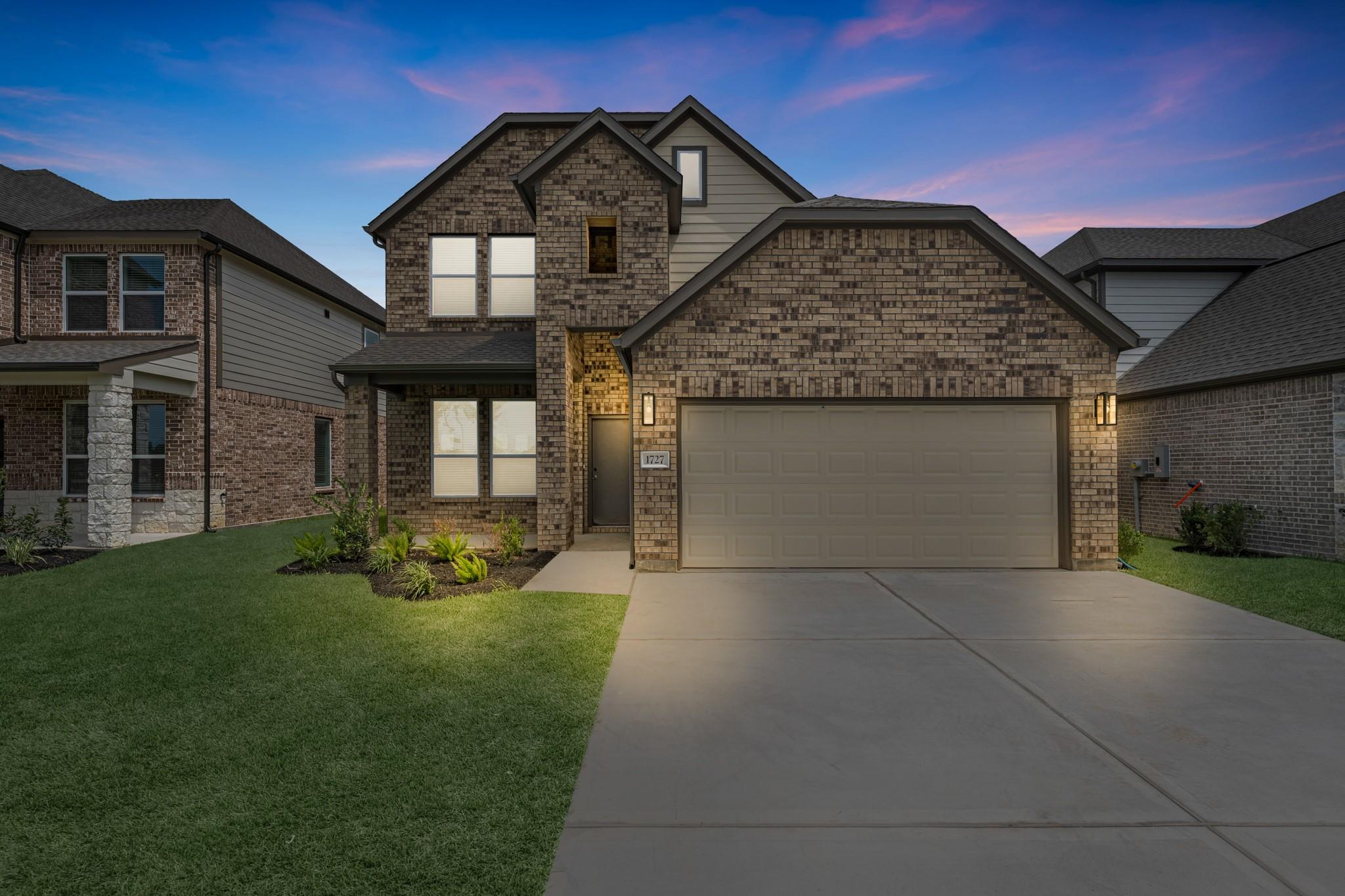 1727 Pecan Woods Lane — photo