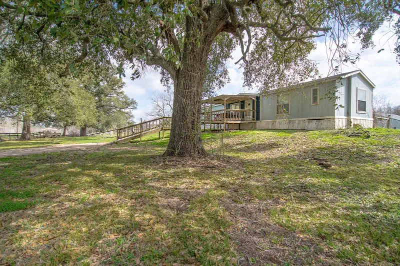2801 County Road 444 — photo