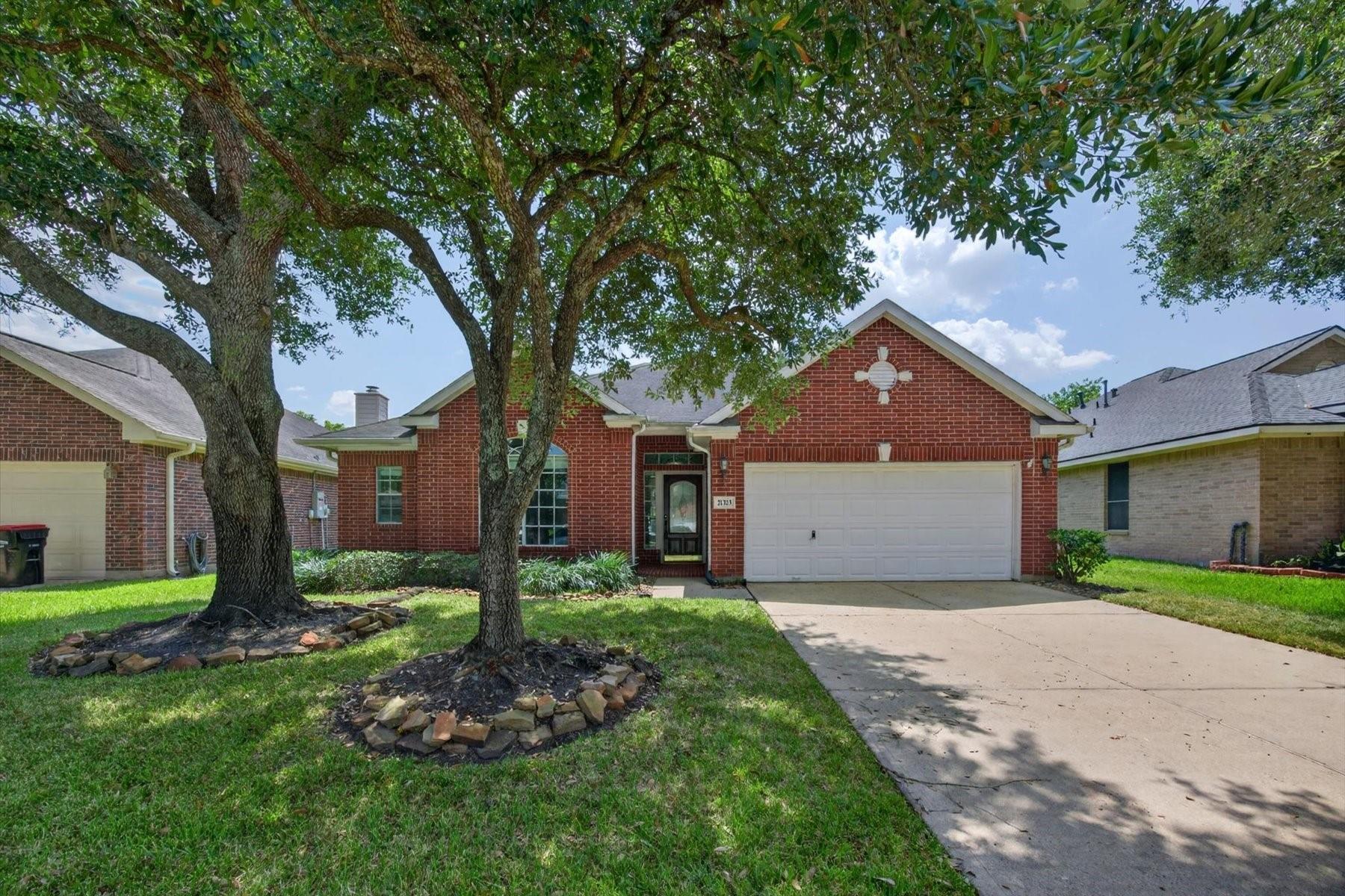 21323 Pebble Pine Trail — photo