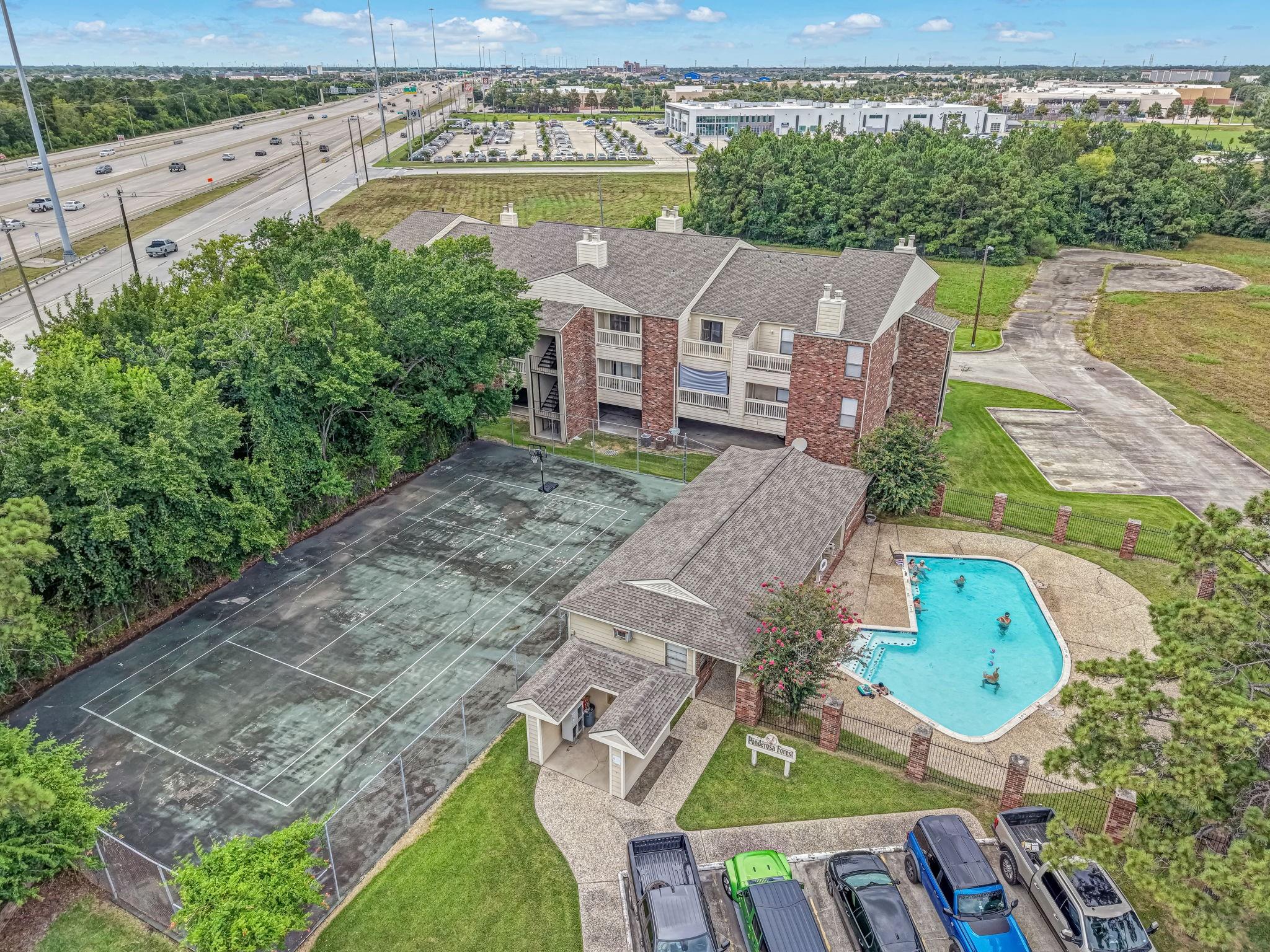 2501 Gulf Freeway #256D — photo