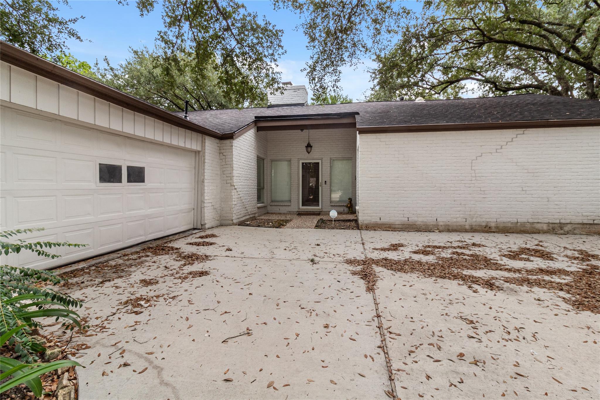 11302 Piping Rock Drive — photo