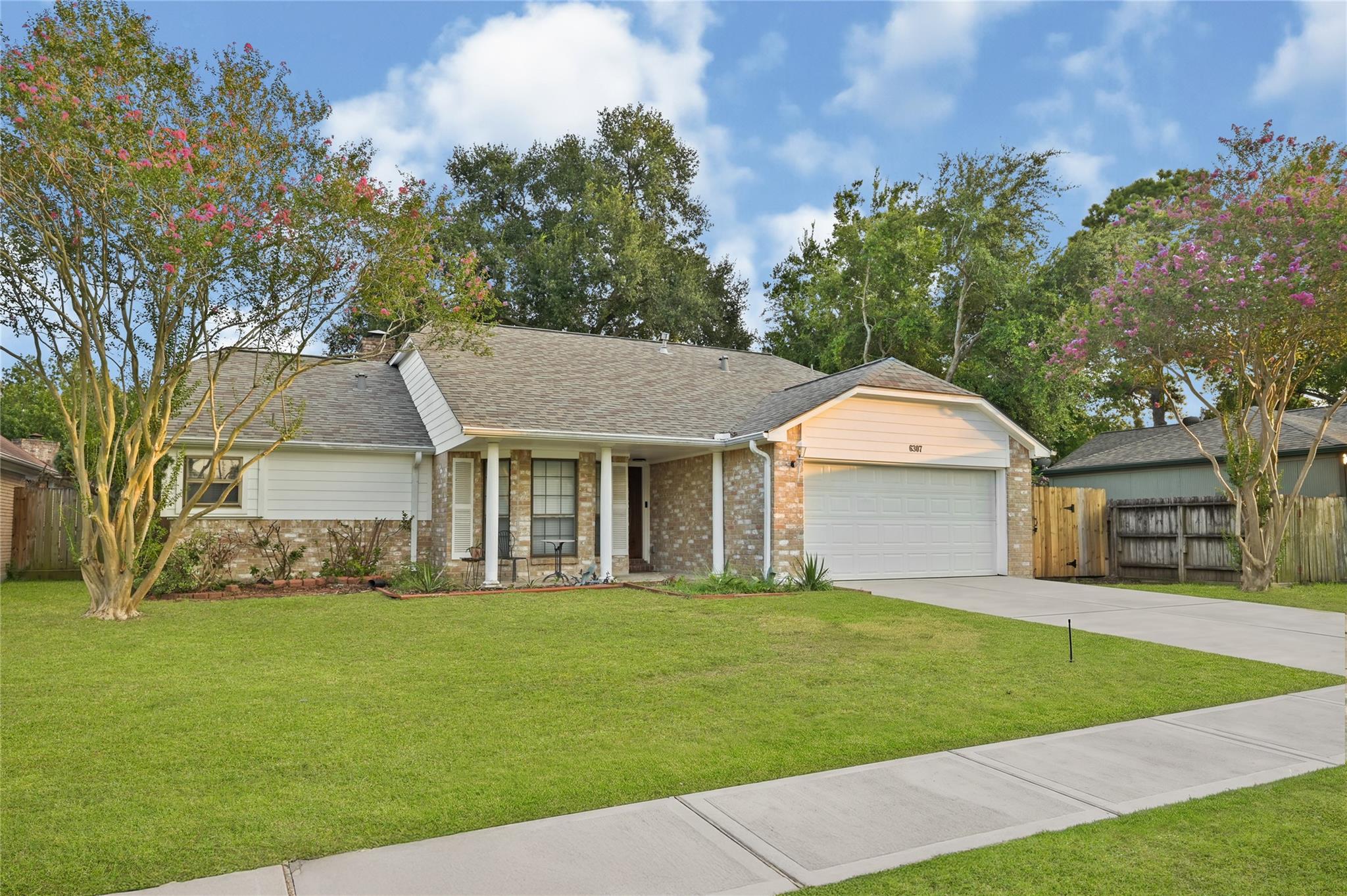 6307 Woodland Forest Drive — photo