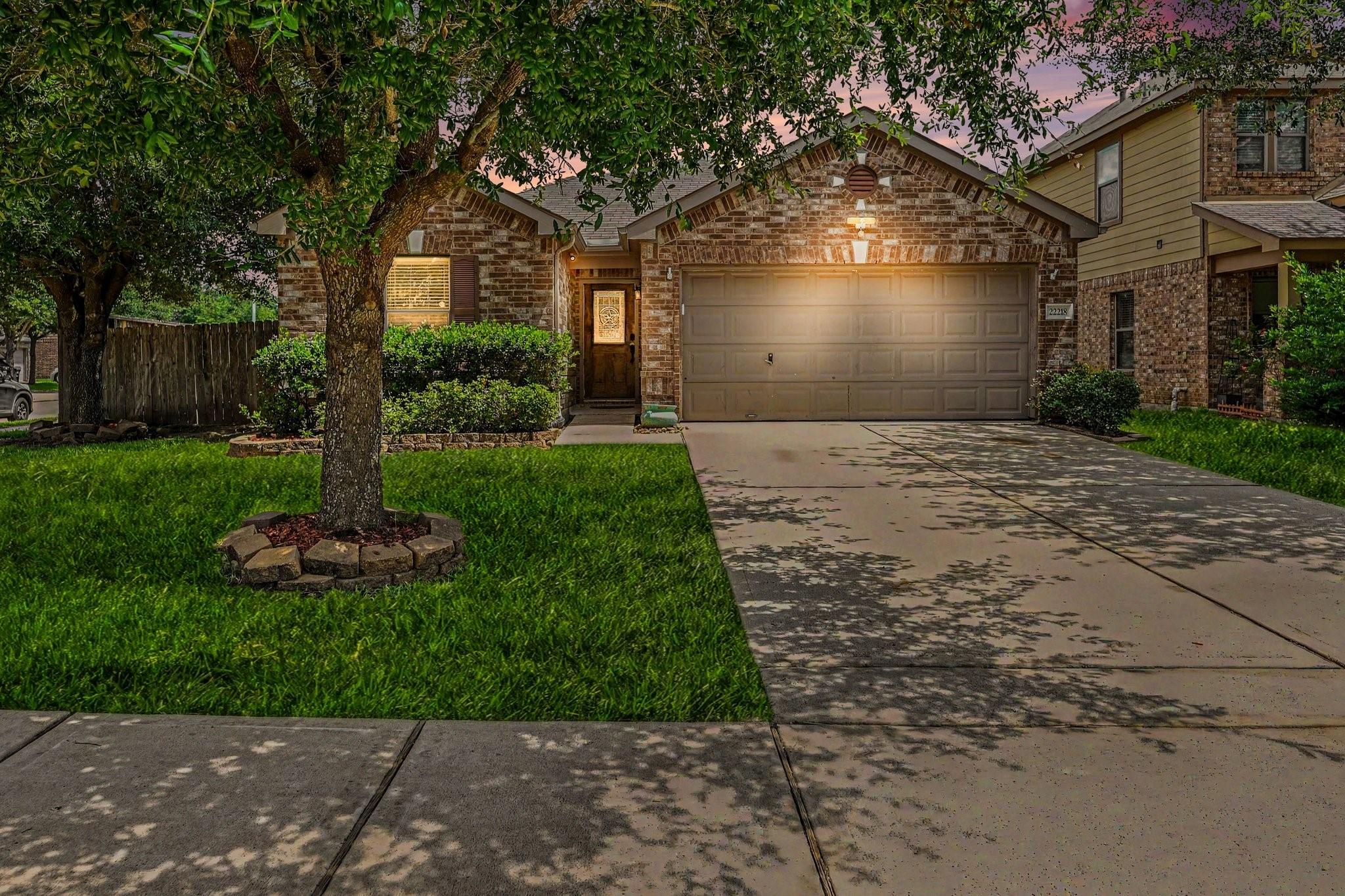 22218 Woodseem Court — photo