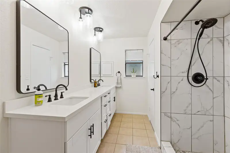 9719 Orangevale Drive — photo