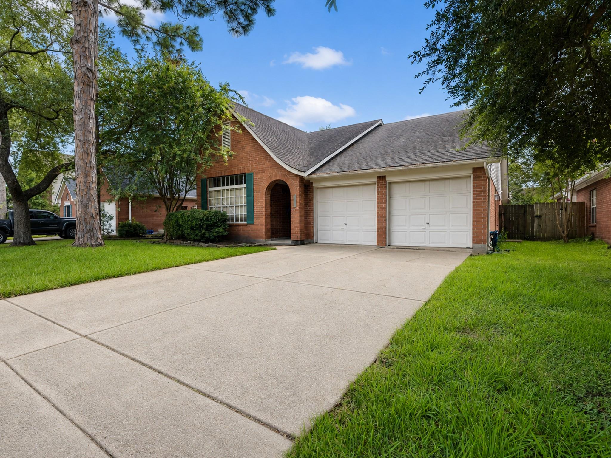 14342 Fair Knoll Way — photo