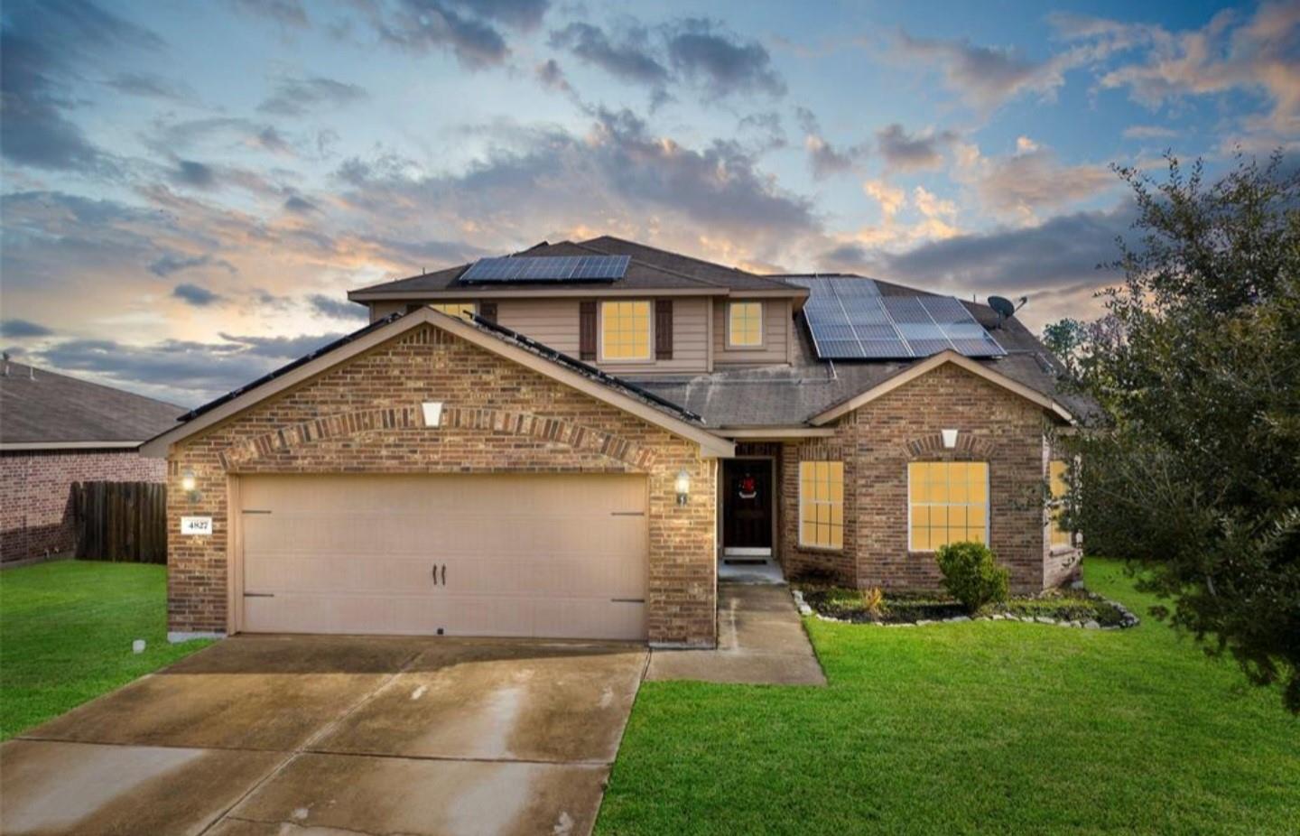 4827 Monarch Falls Lane — photo