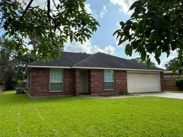 910 Old Angleton Road — photo