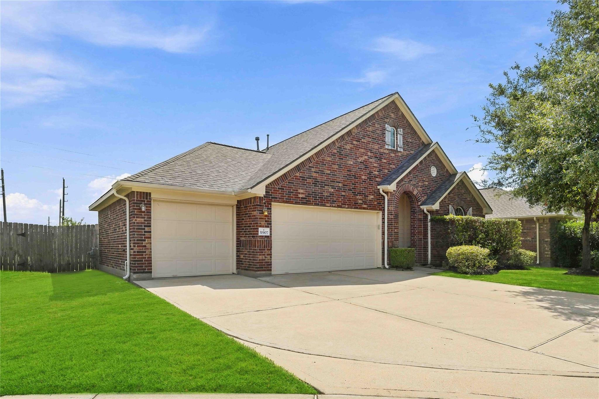 31907 Steven Springs Dr — photo