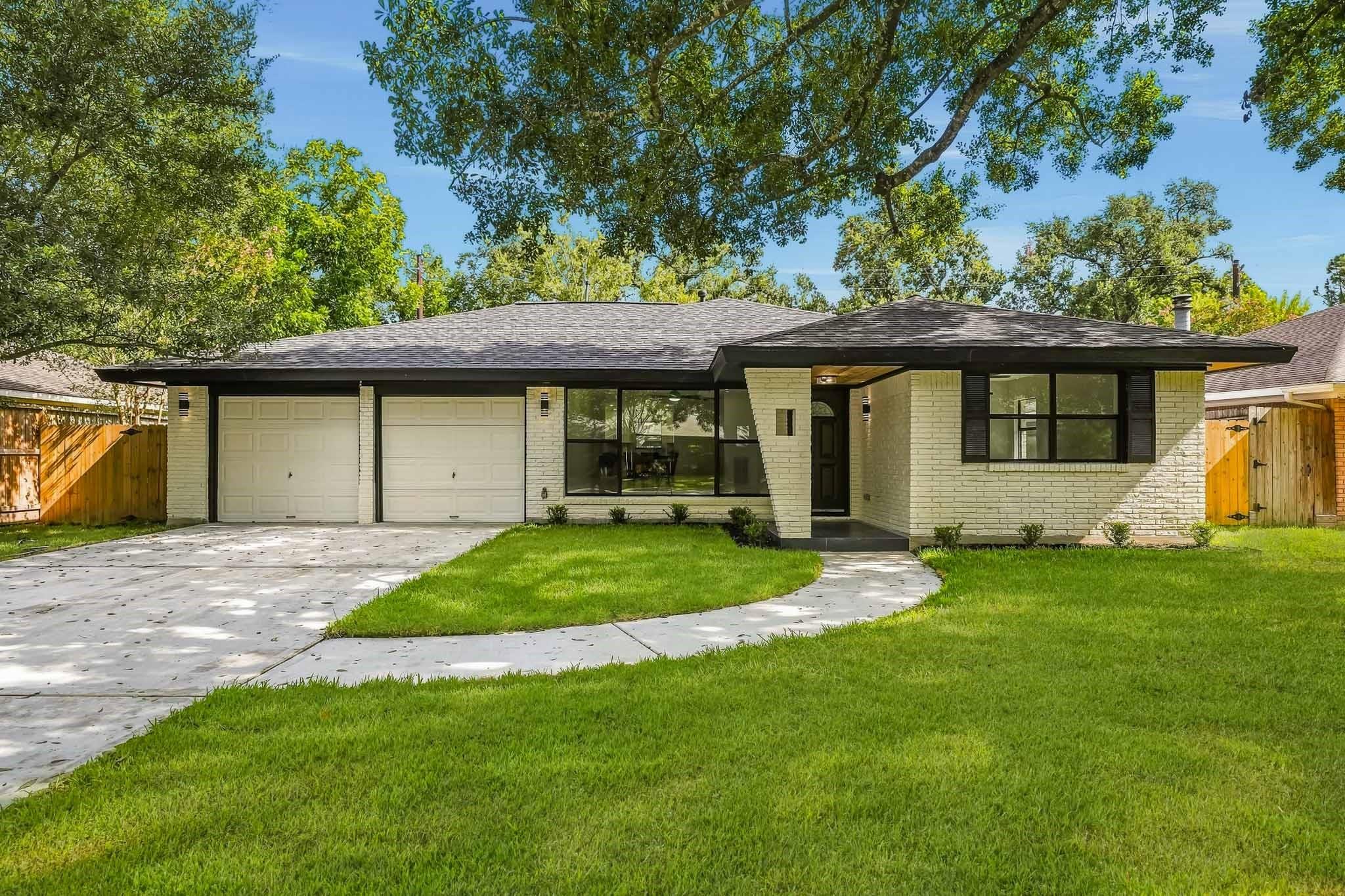 5322 Briarbend Drive — photo