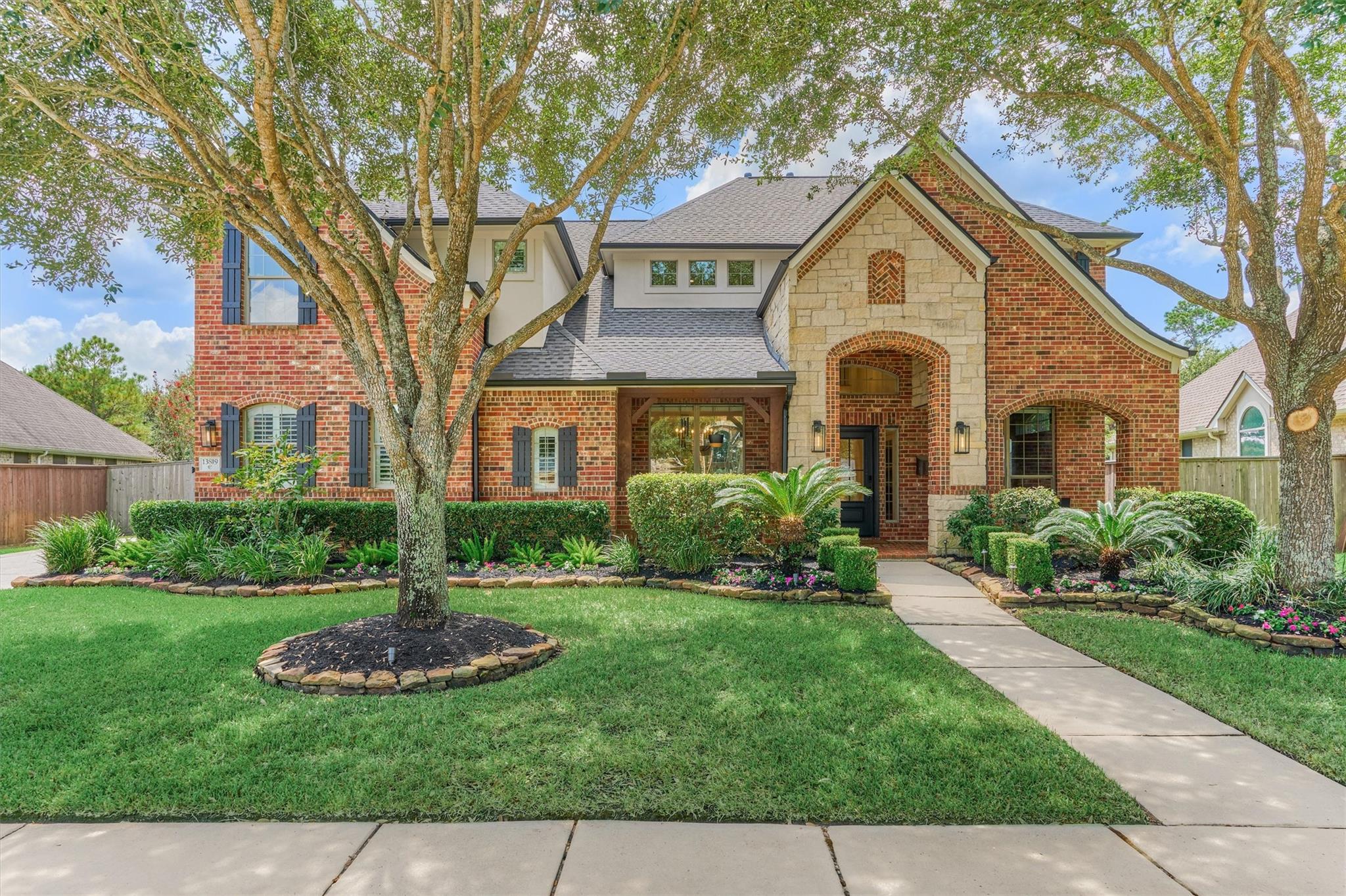 13819 Majestic Spring Lane — photo