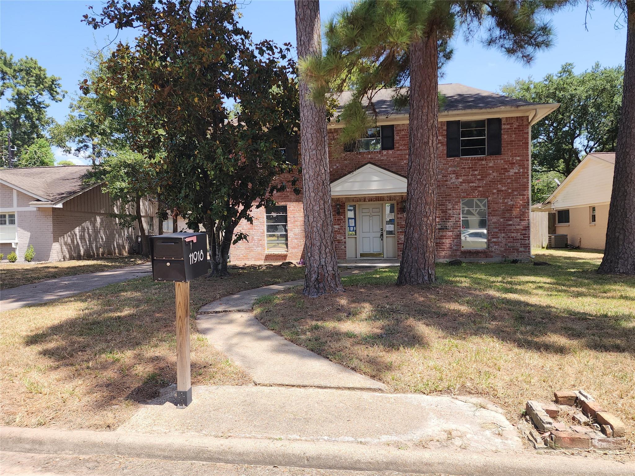 11918 Holly Stone Drive — photo