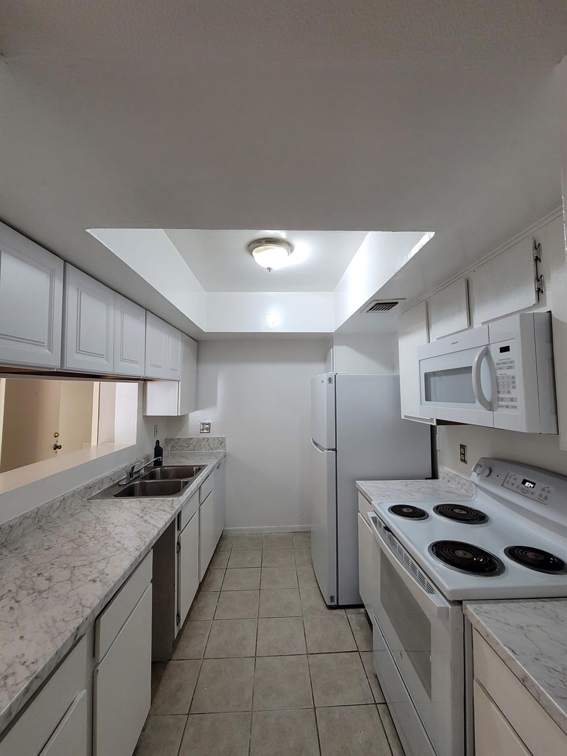 2814 S Bartell Drive #10 — photo