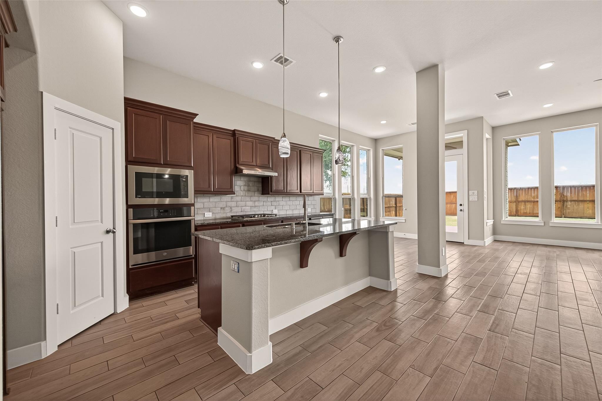 2619 Lilac Point Lane — photo