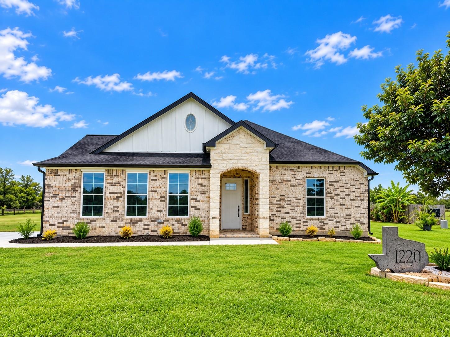 1220 Appaloosa Circle — photo