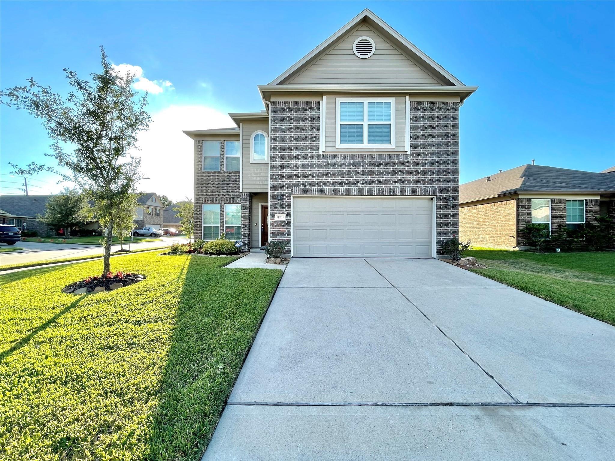 14903 Vinegrove Falls Court — photo