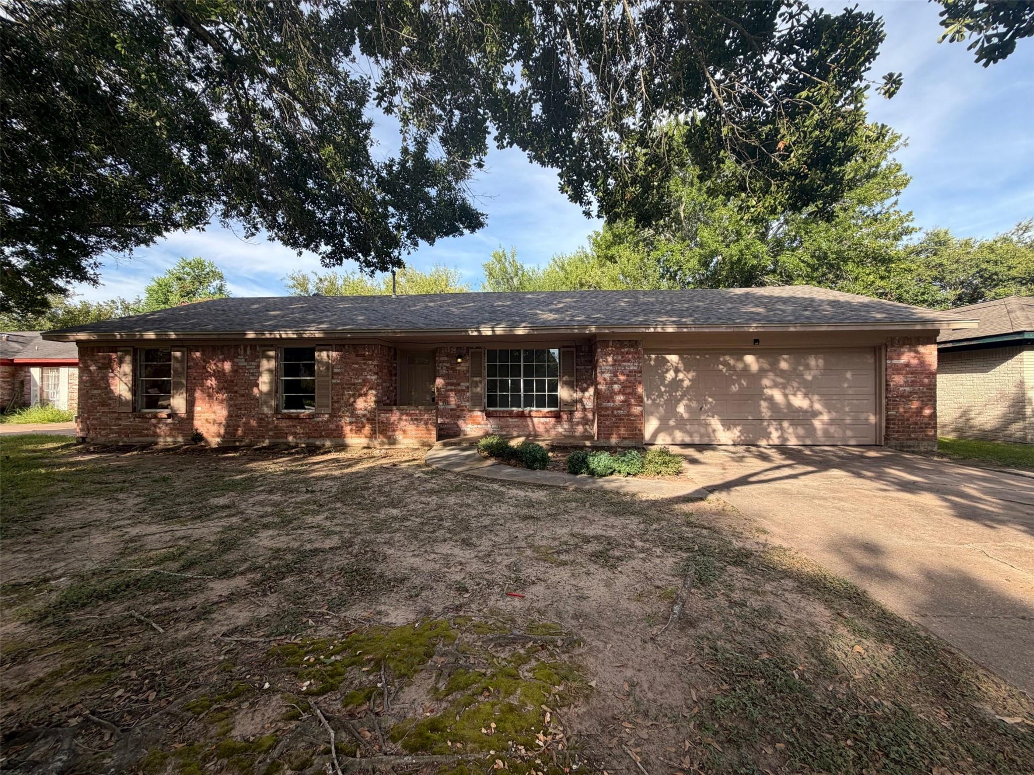 3506 Oxford Road — photo