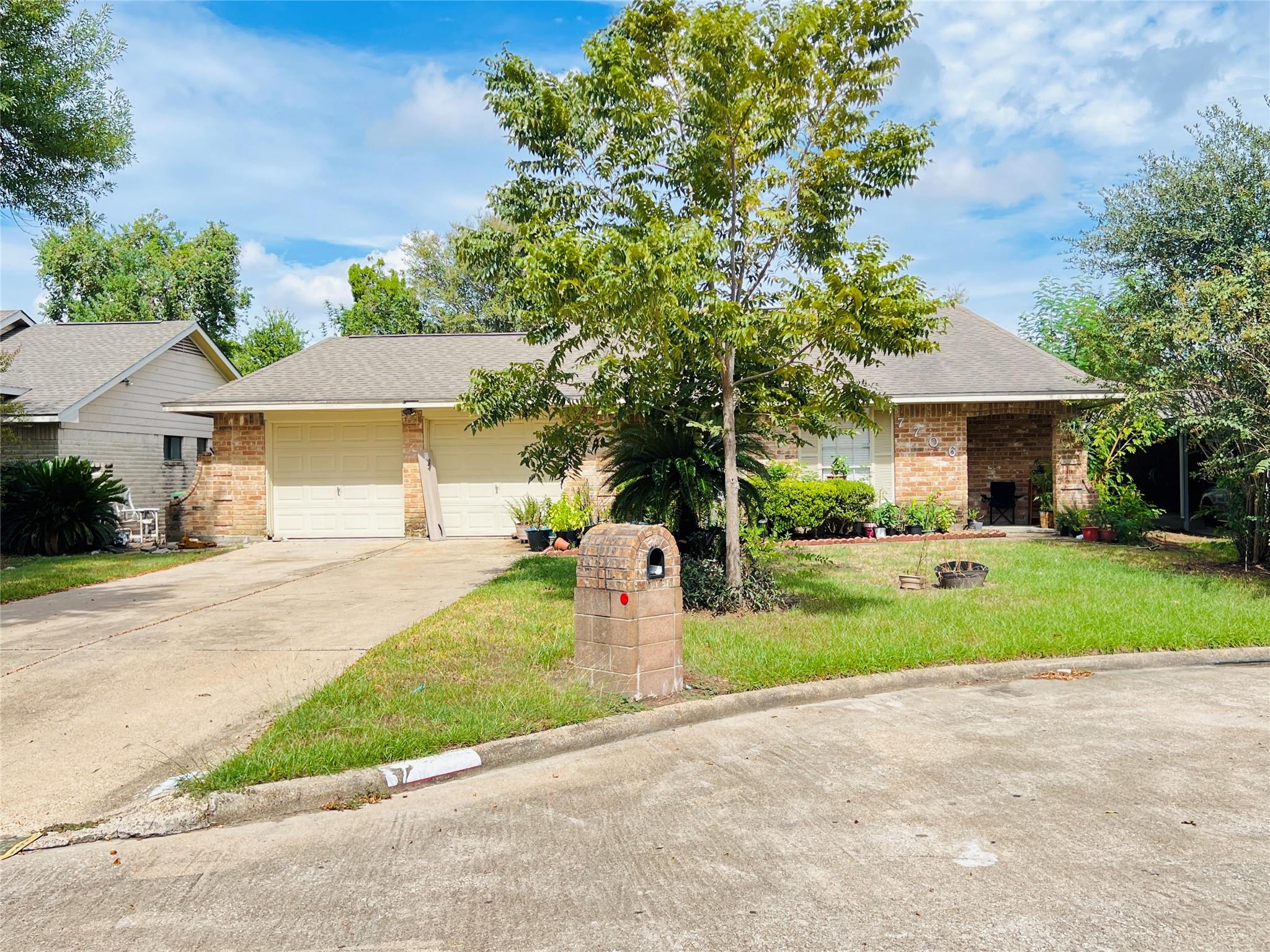 7706 Sawmill Trail — photo