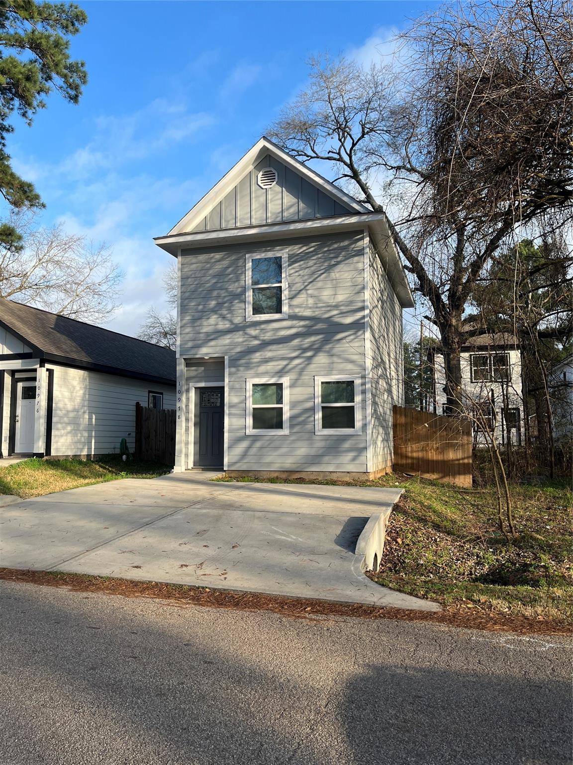 10978 Maywood Street — photo