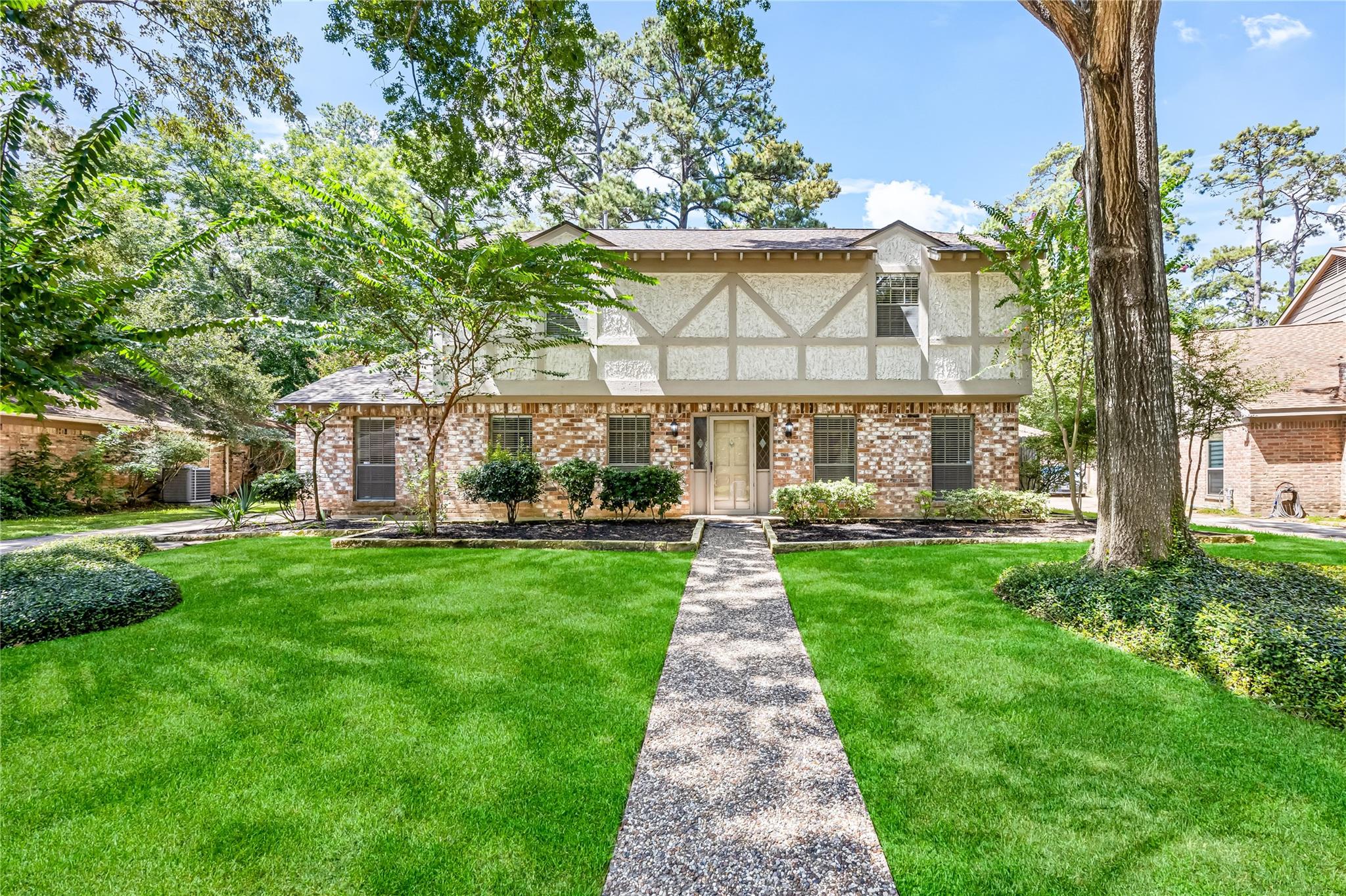 5702 Vestavia Drive — photo