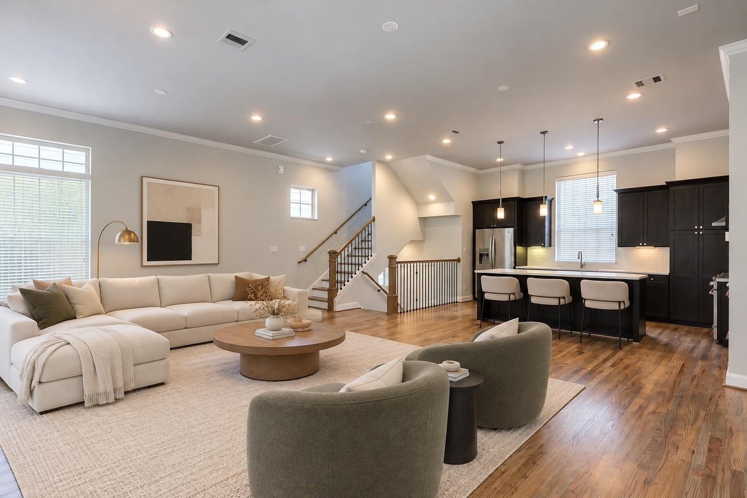 1040 W 26 Street #B — photo
