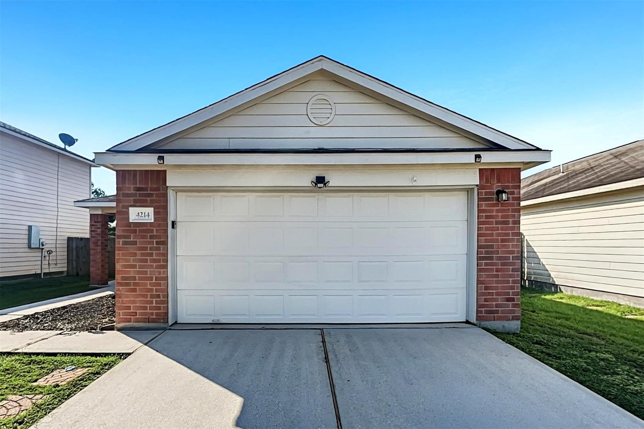 4214 Pecos River Drive — photo