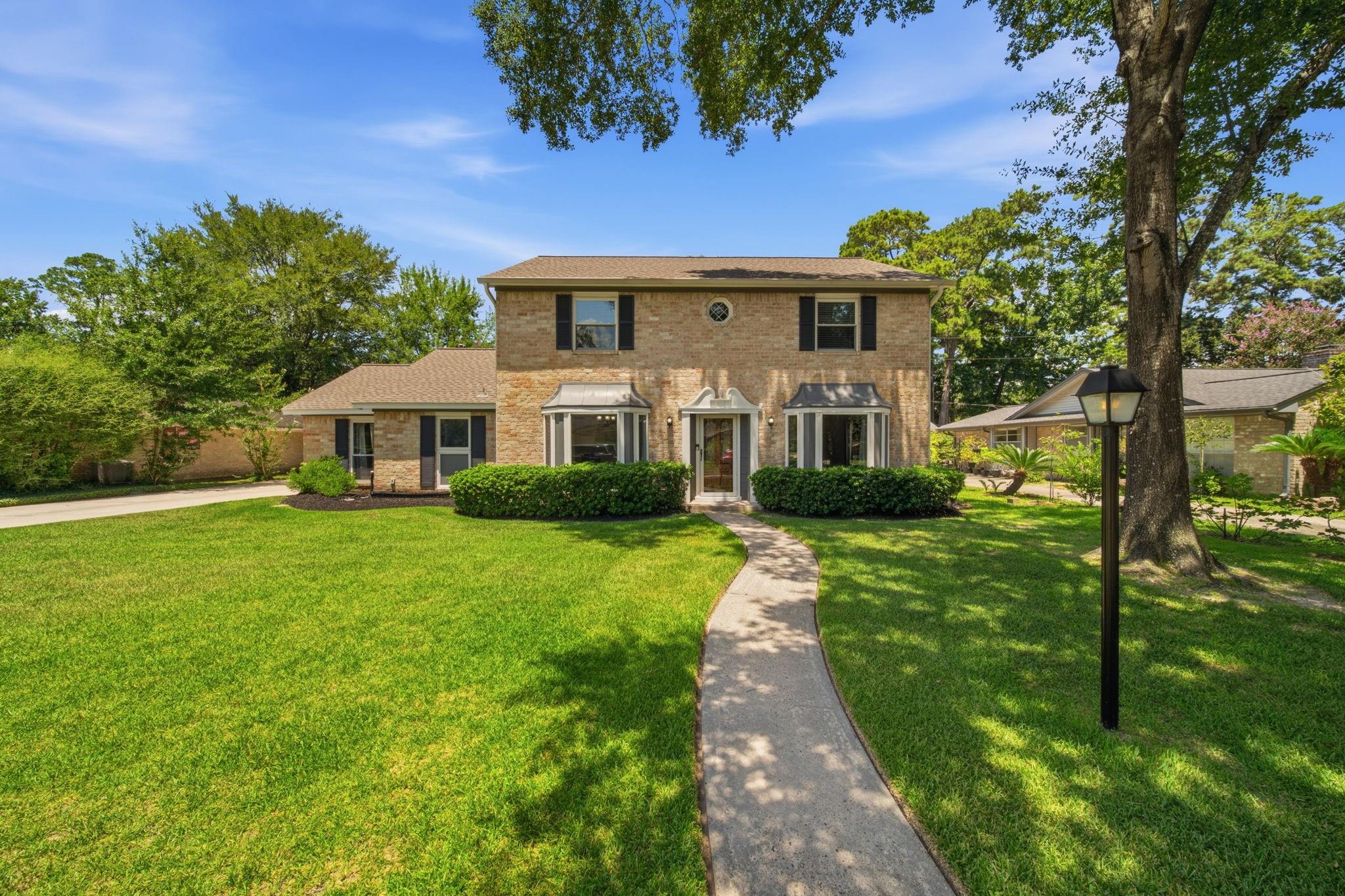 626 Magic Oaks Drive, Spring, TX 77388 — photo 2