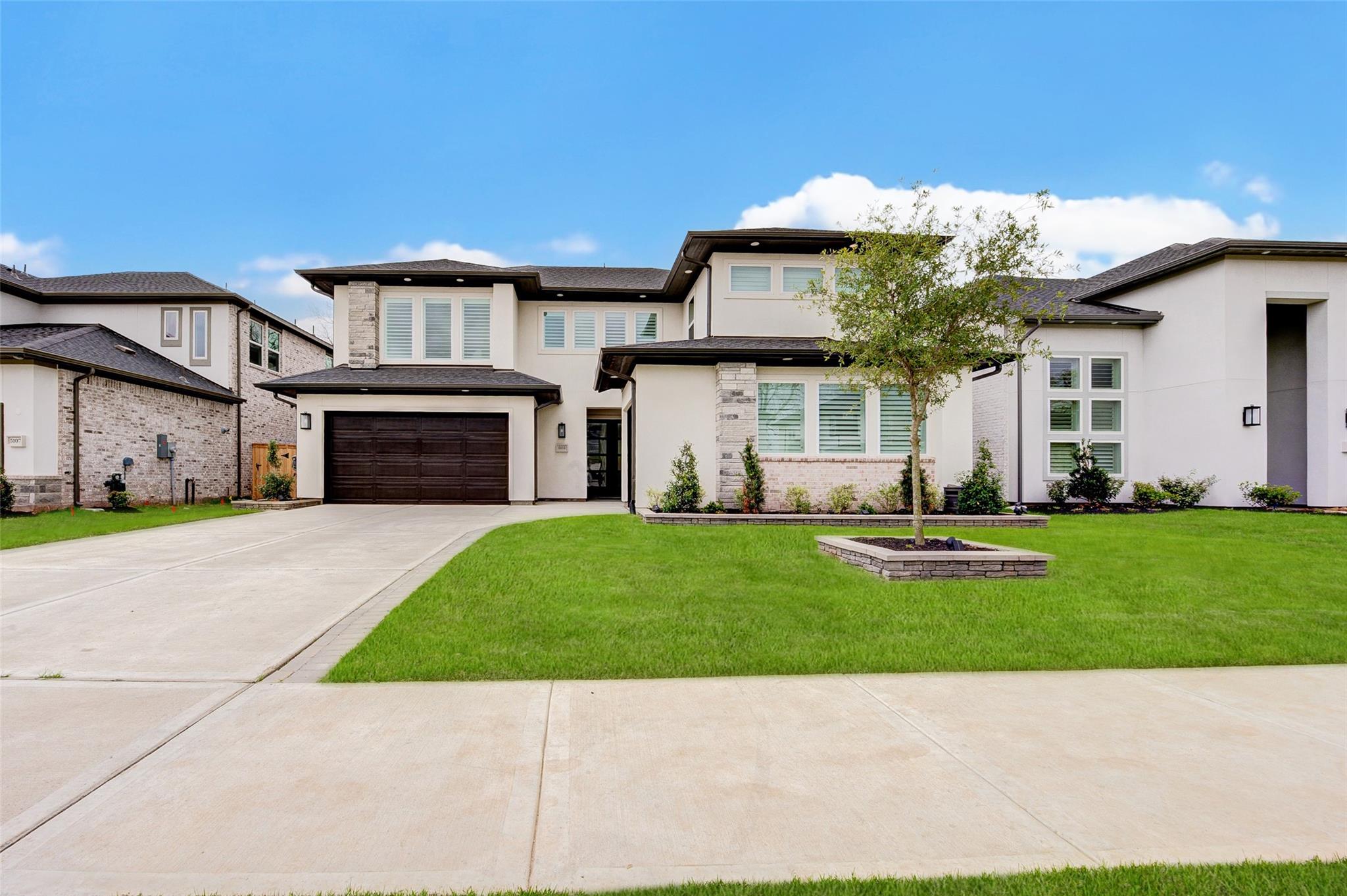 5111 Maumee River Drive — photo