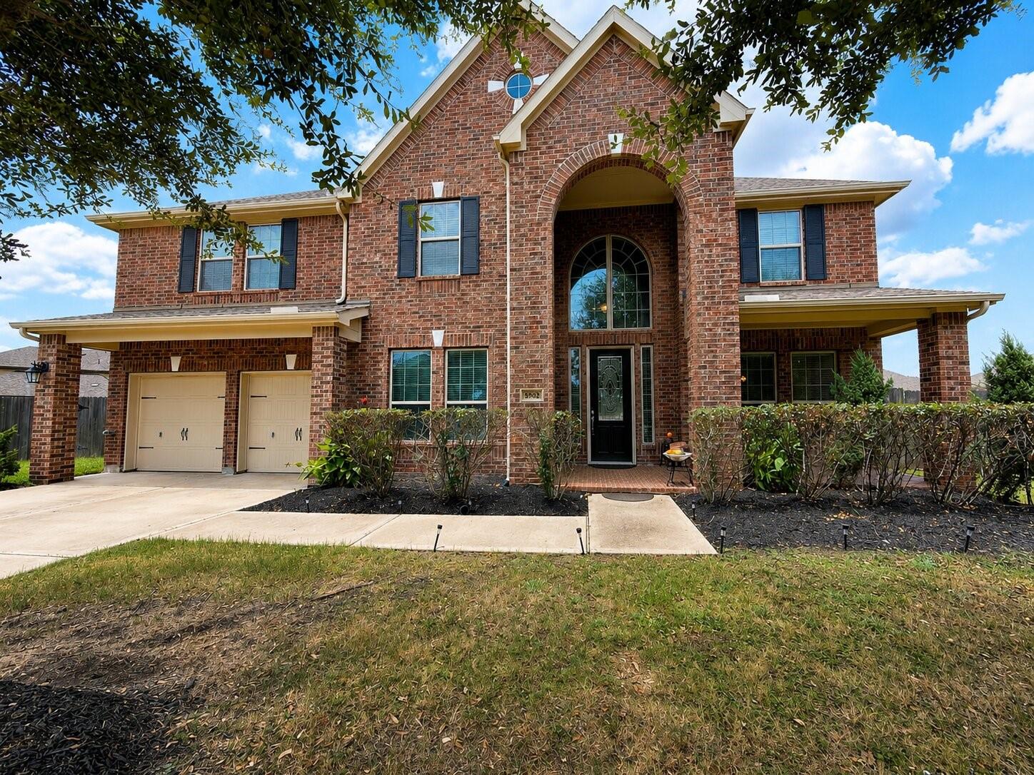 5903 Rose Quartz Lane — photo