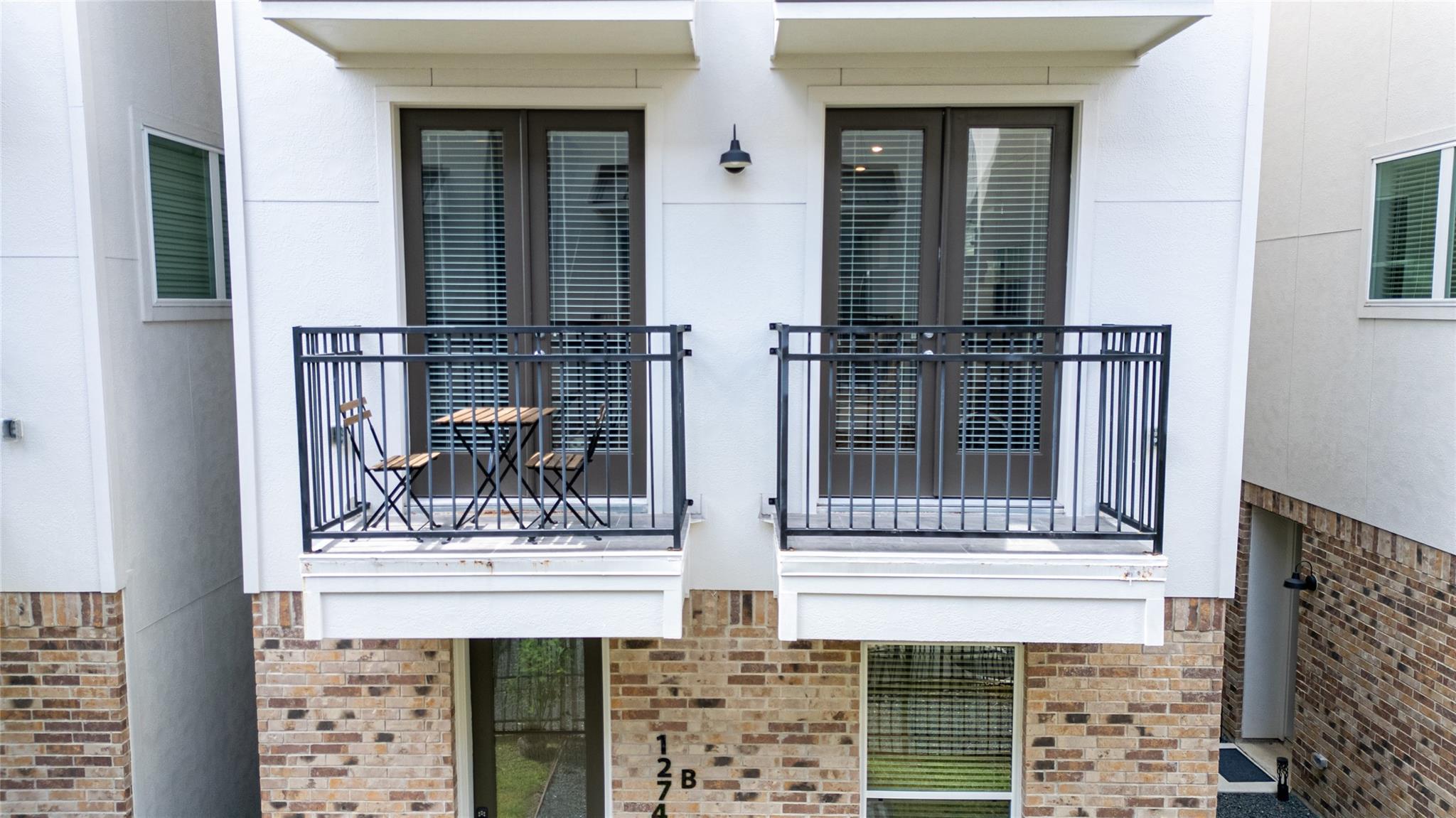 1274 N Post Oak Road #B — photo