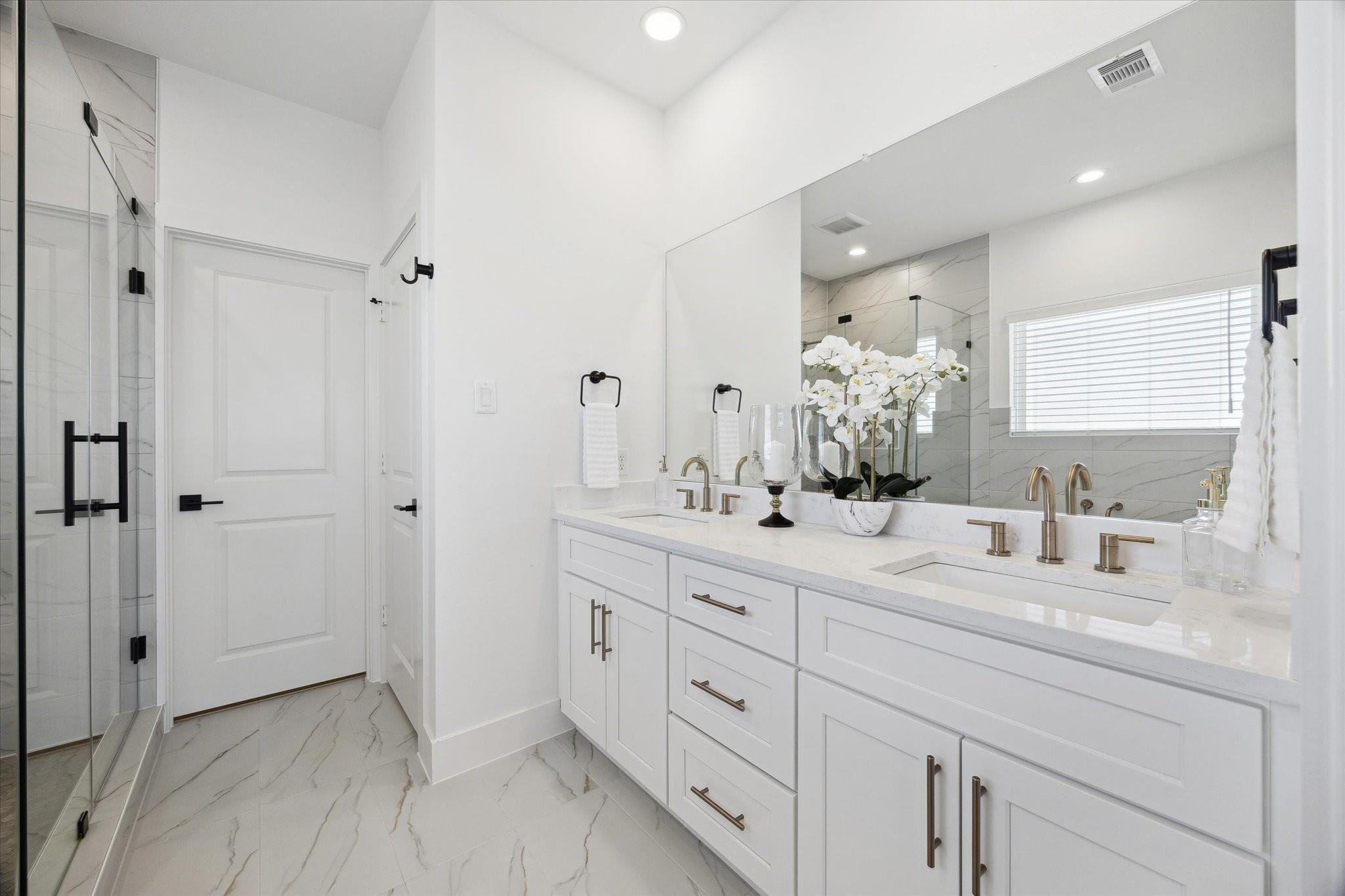 5608 Camino Encantado Drive — photo