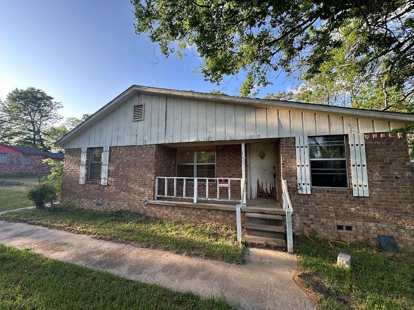 2319 Luther Street — photo