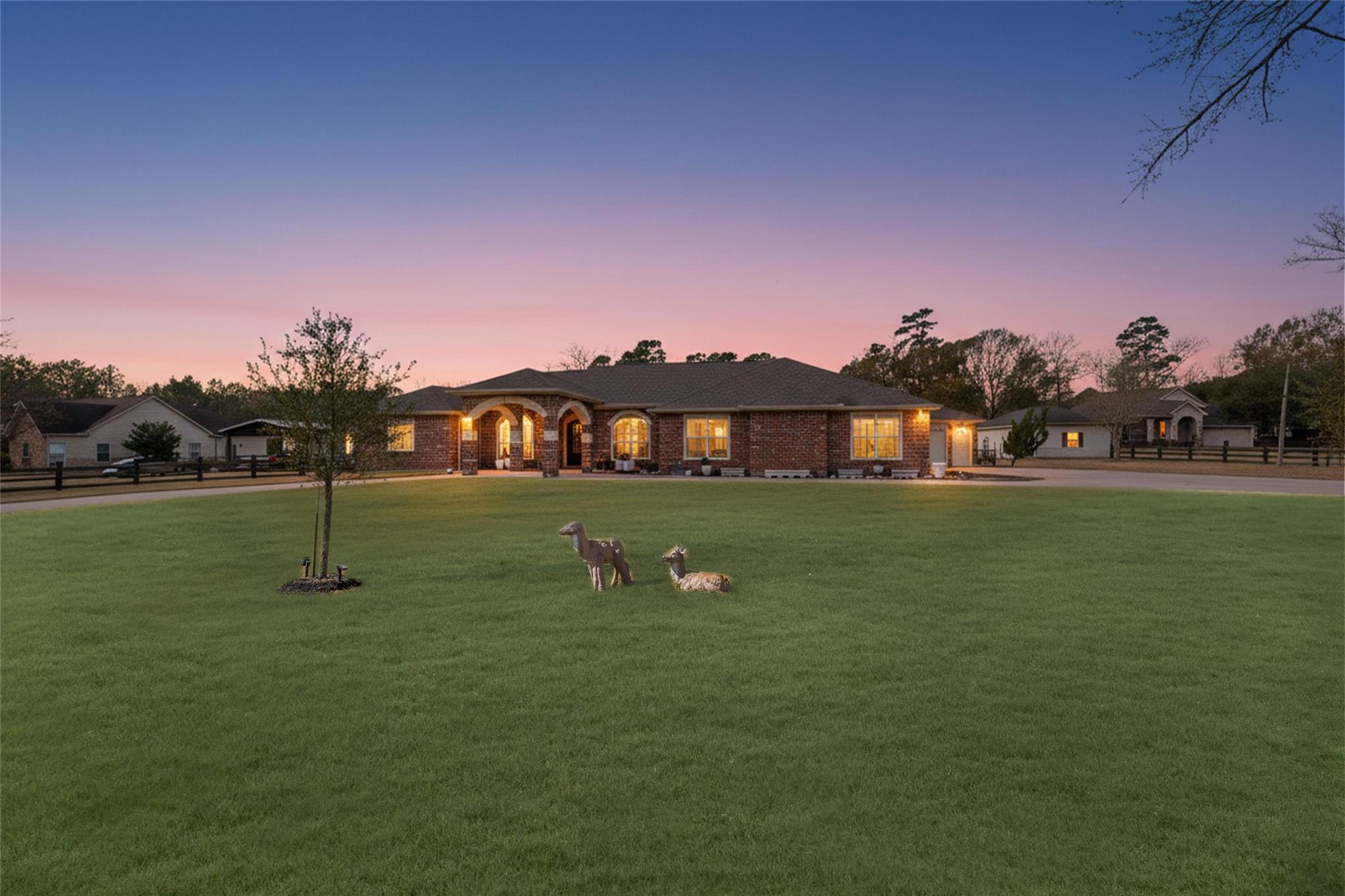 33519 Hillside Drive, Pinehurst, TX 77362 — photo 3