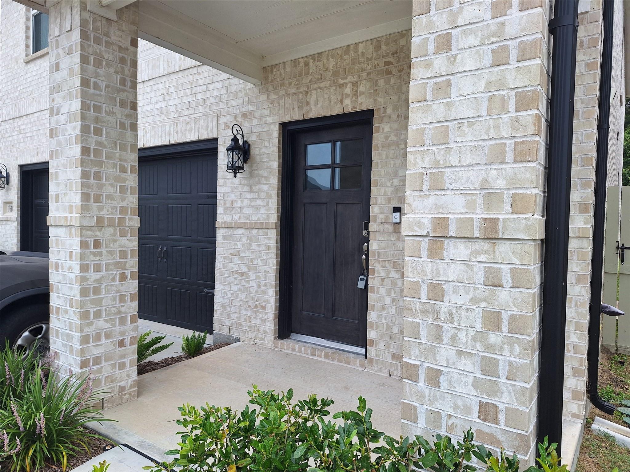17610 Rosette Grass Drive, Conroe, TX 77385 — photo 2